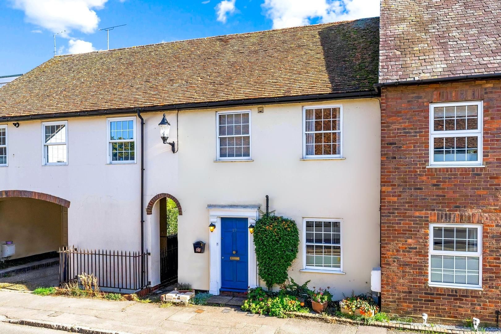 3 bed end terrace house for sale in High Street, Puckeridge, Ware SG11