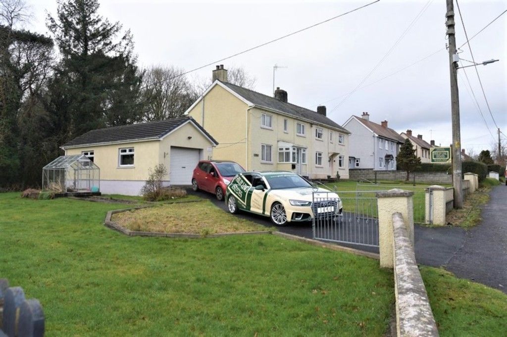 3 bed semidetached house for sale in GerYLlan, Velindre, Llandysul