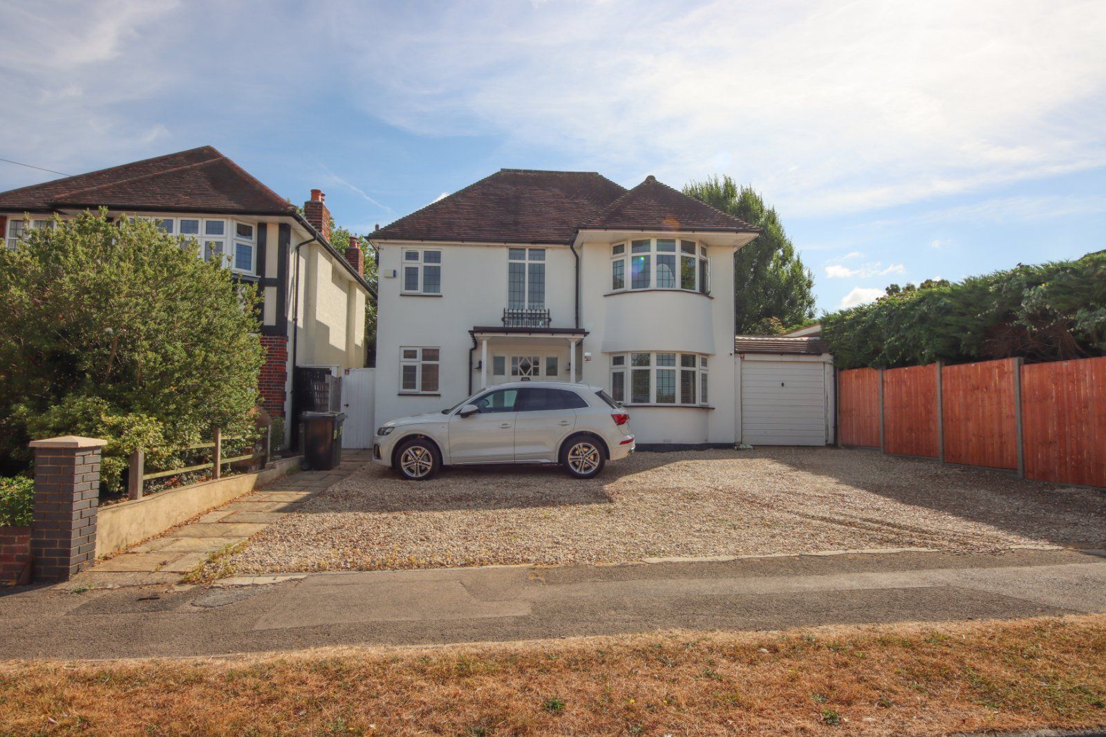 5 bed detached house to rent in Harefield Avenue, Cheam, Sutton SM2