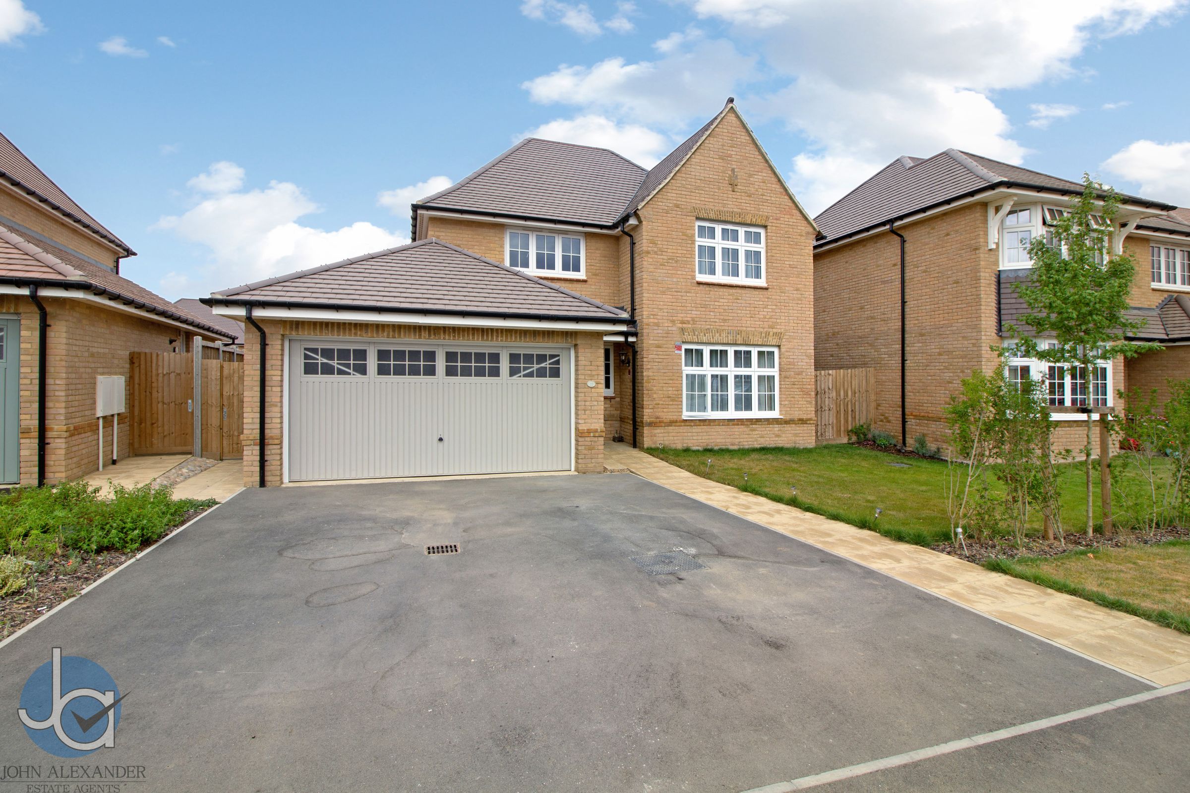 New home, 4 bed detached house for sale in Radley Avenue, Silver End