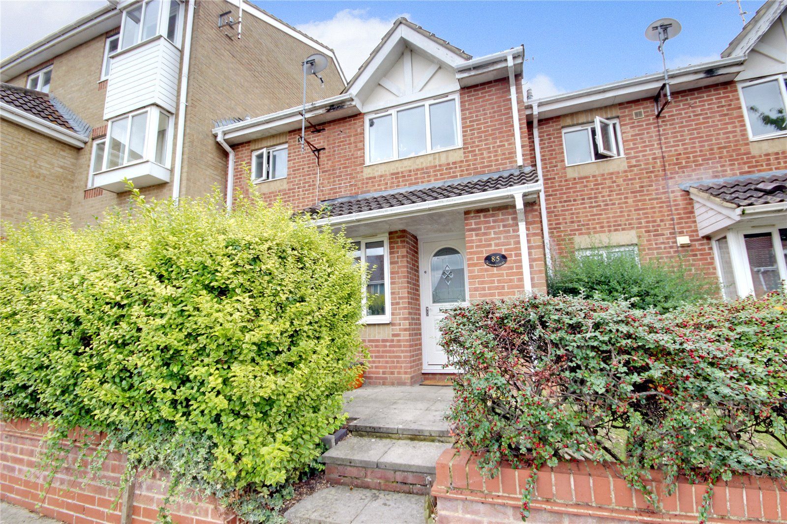 1 bed terraced house for sale in Barnum Court, Rodbourne, Swindon