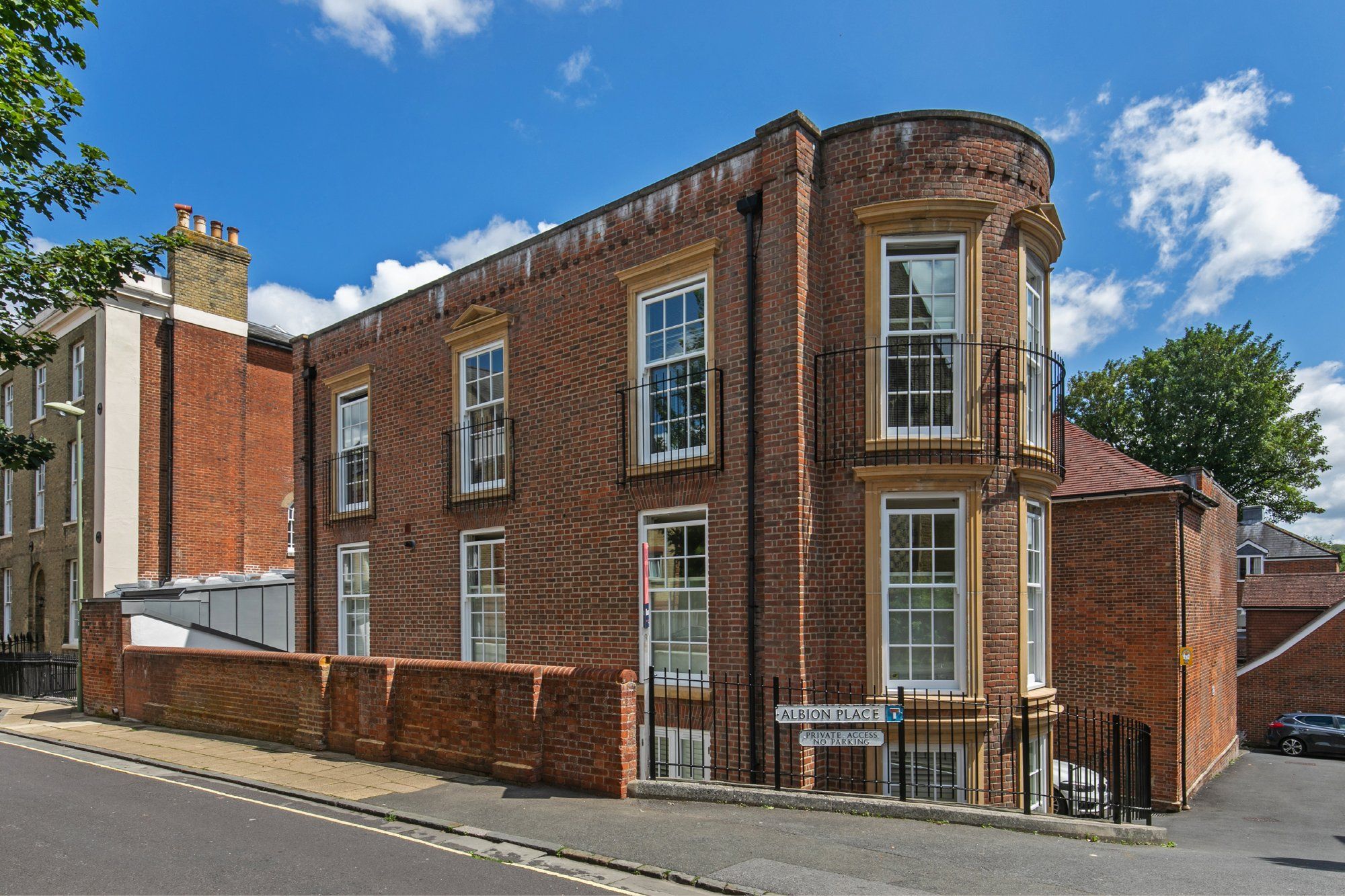 Albion Place, Winchester SO23  