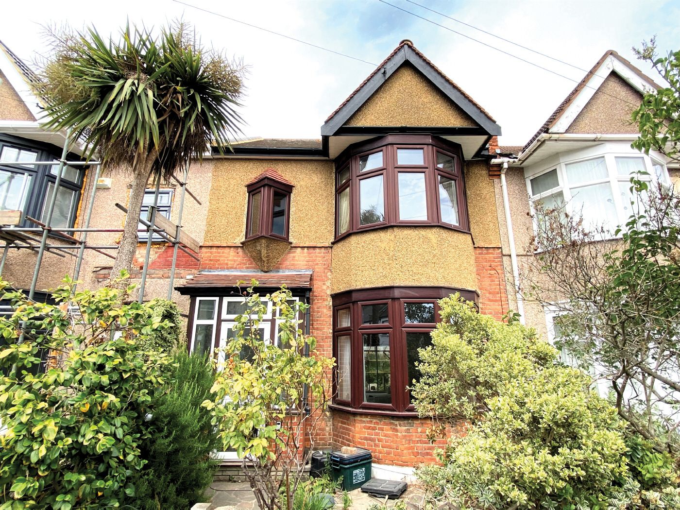 3 bed terraced house for sale in Wards Road, Ilford IG2 Zoopla