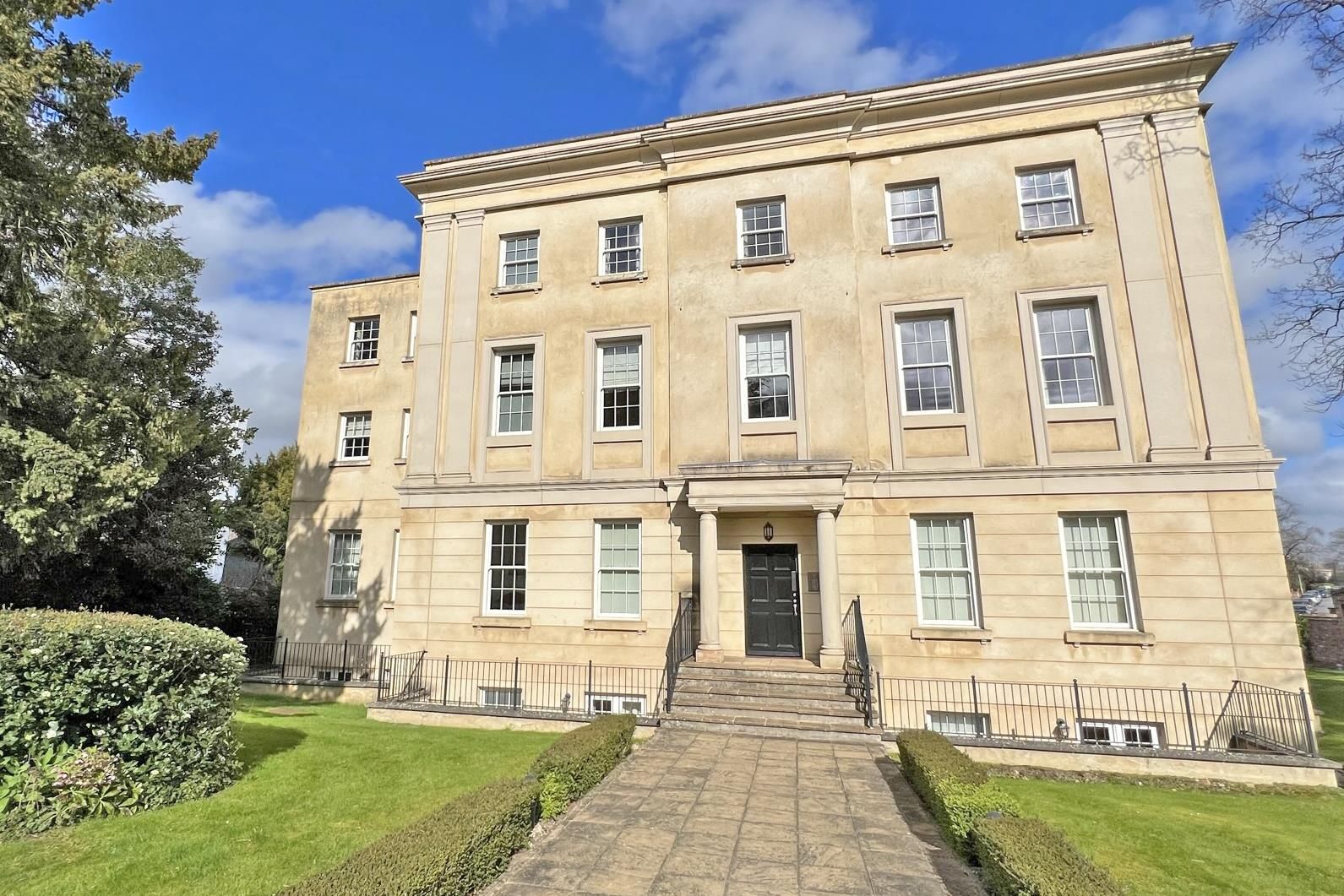 2 bed flat for sale in Tivoli Mansions, The Park, Cheltenham GL50 Zoopla
