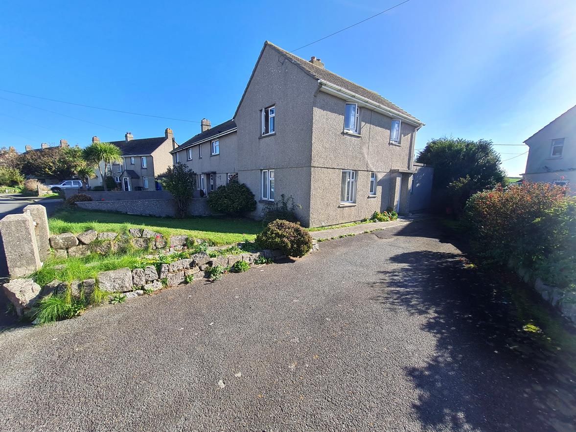 2 bed end terrace house for sale in Clifden Close, Mullion, Helston TR12 Zoopla