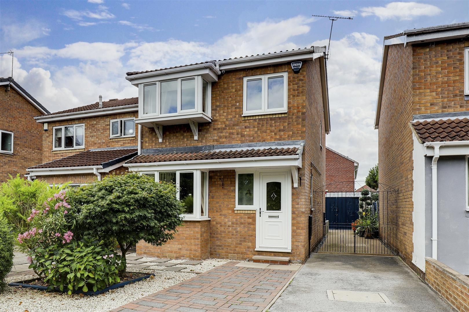 3 bed detached house for sale in Hazel Meadows, Hucknall