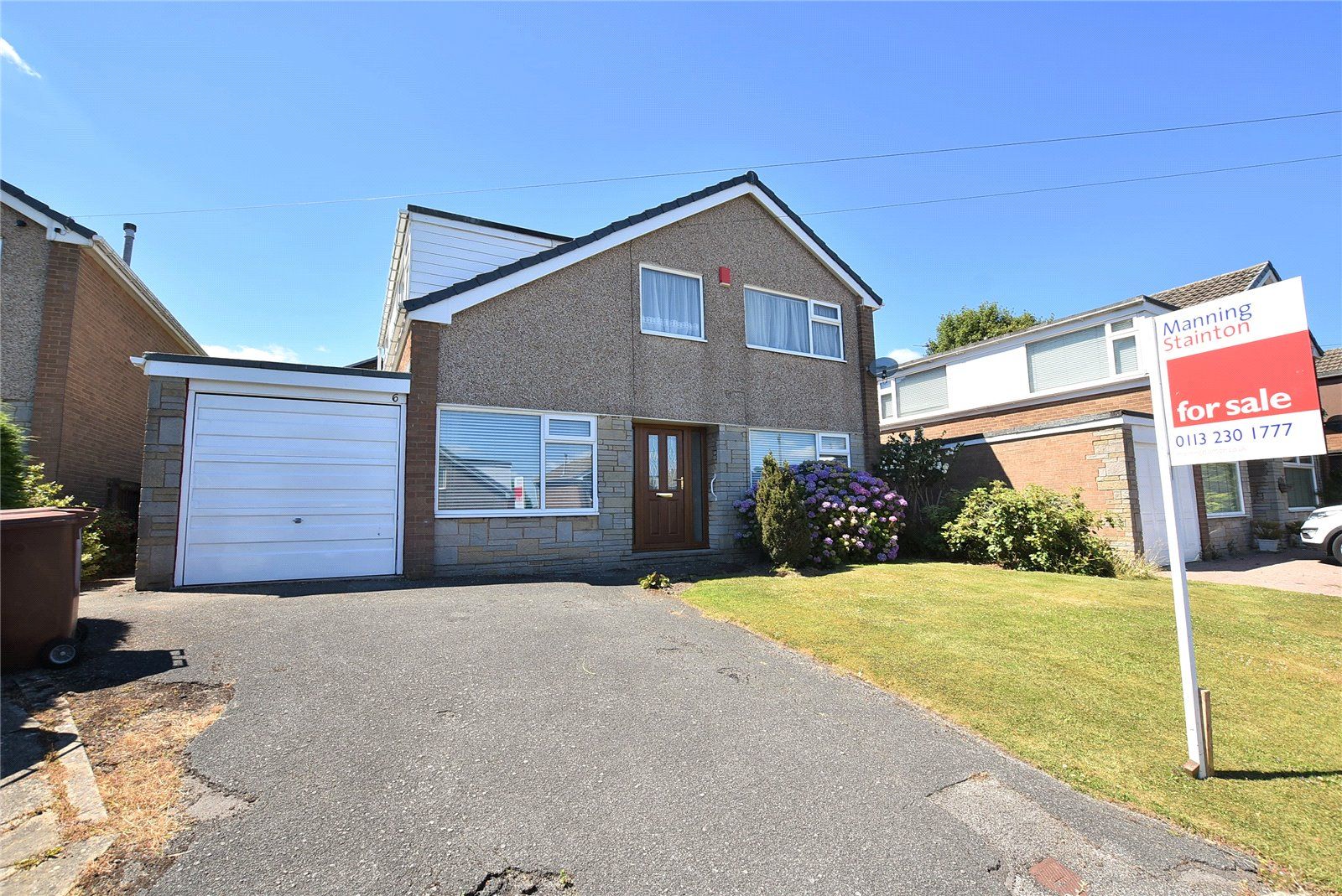 5 bed detached house for sale in Holt Park Avenue, Leeds, West