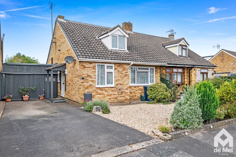 2 bed bungalow for sale in Oakfield Road, Cleeve, Cheltenham