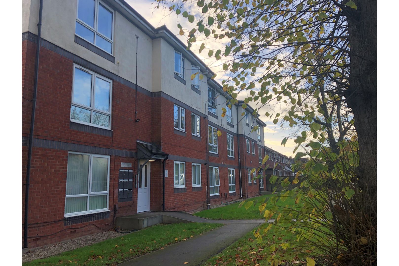 2 bed flat to rent in 15 Highfield South, Birkenhead CH42 Zoopla