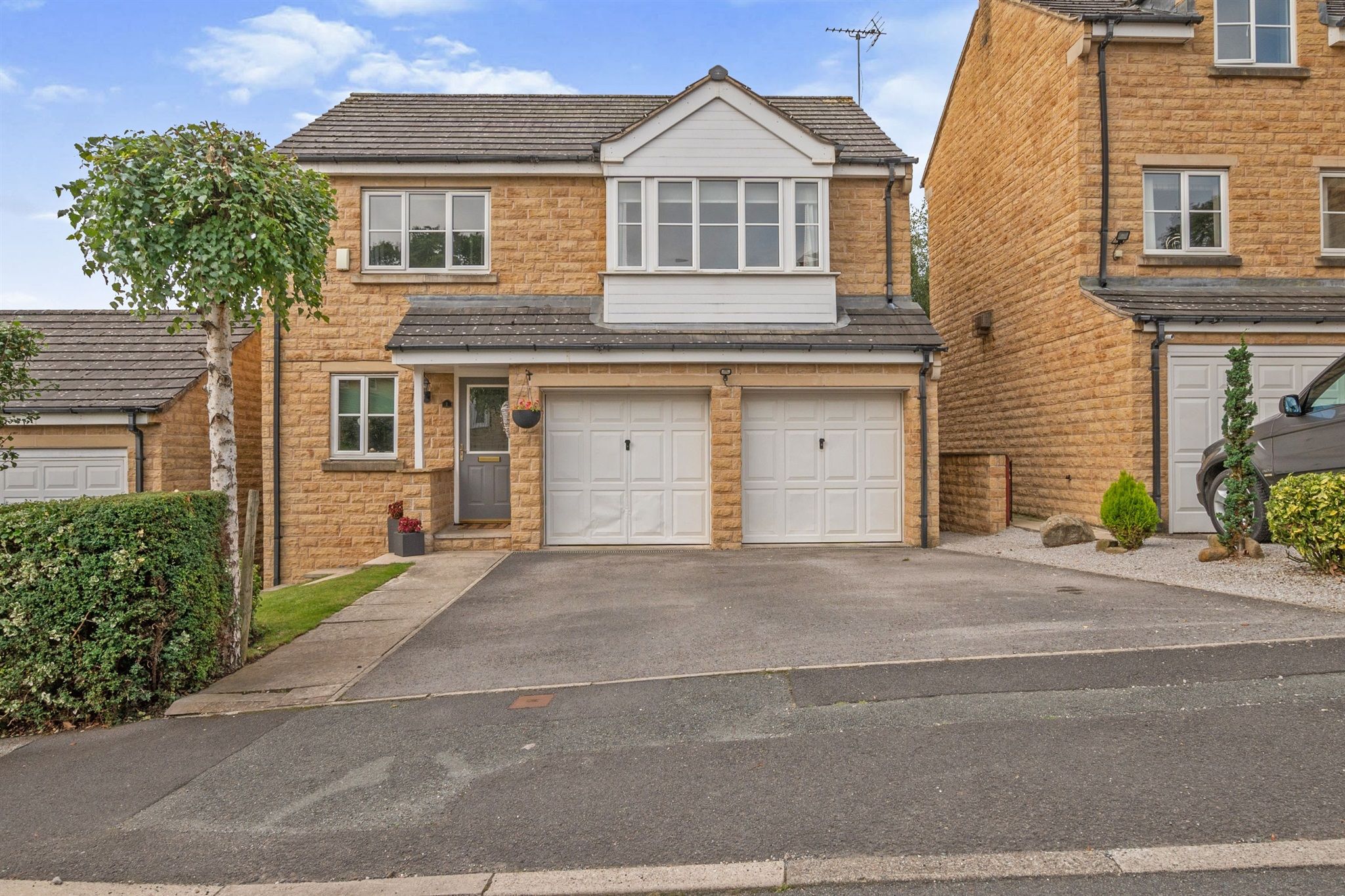 4 bed detached house for sale in Saxilby Road, East Morton, Keighley