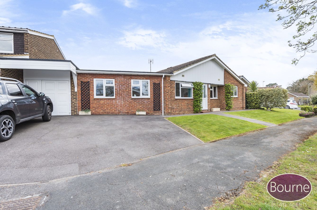 Elsdon Road, Woking GU21