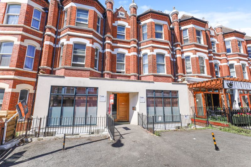 1 bed flat for sale in St. Peters Road, Bournemouth BH1 Zoopla