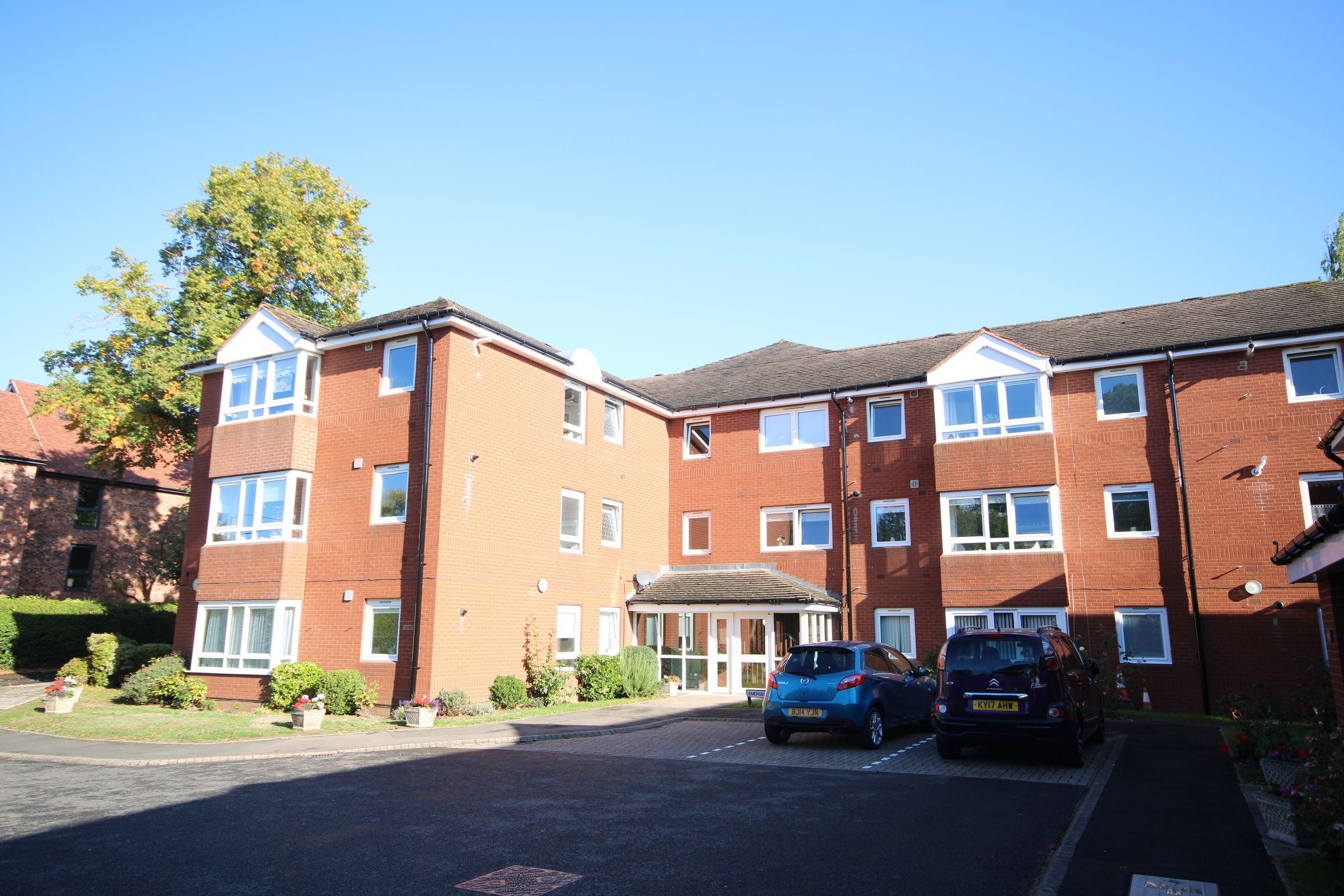 2 bed flat for sale in Warwick Road, Solihull B91 Zoopla