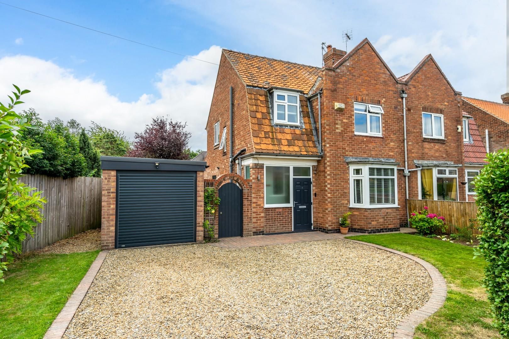 3 bed semidetached house for sale in Templemead, York YO31 Zoopla