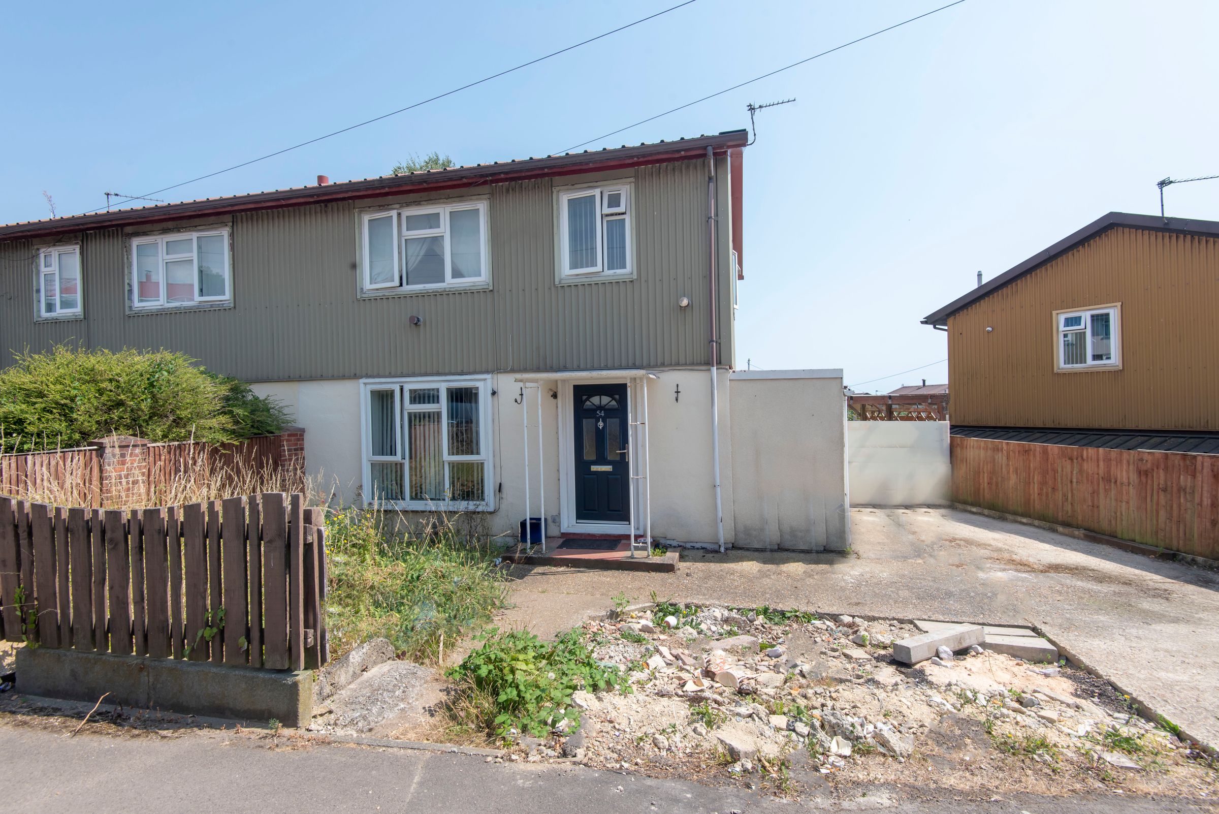 3 bed semidetached house for sale in Chedworth Crescent, Paulsgrove