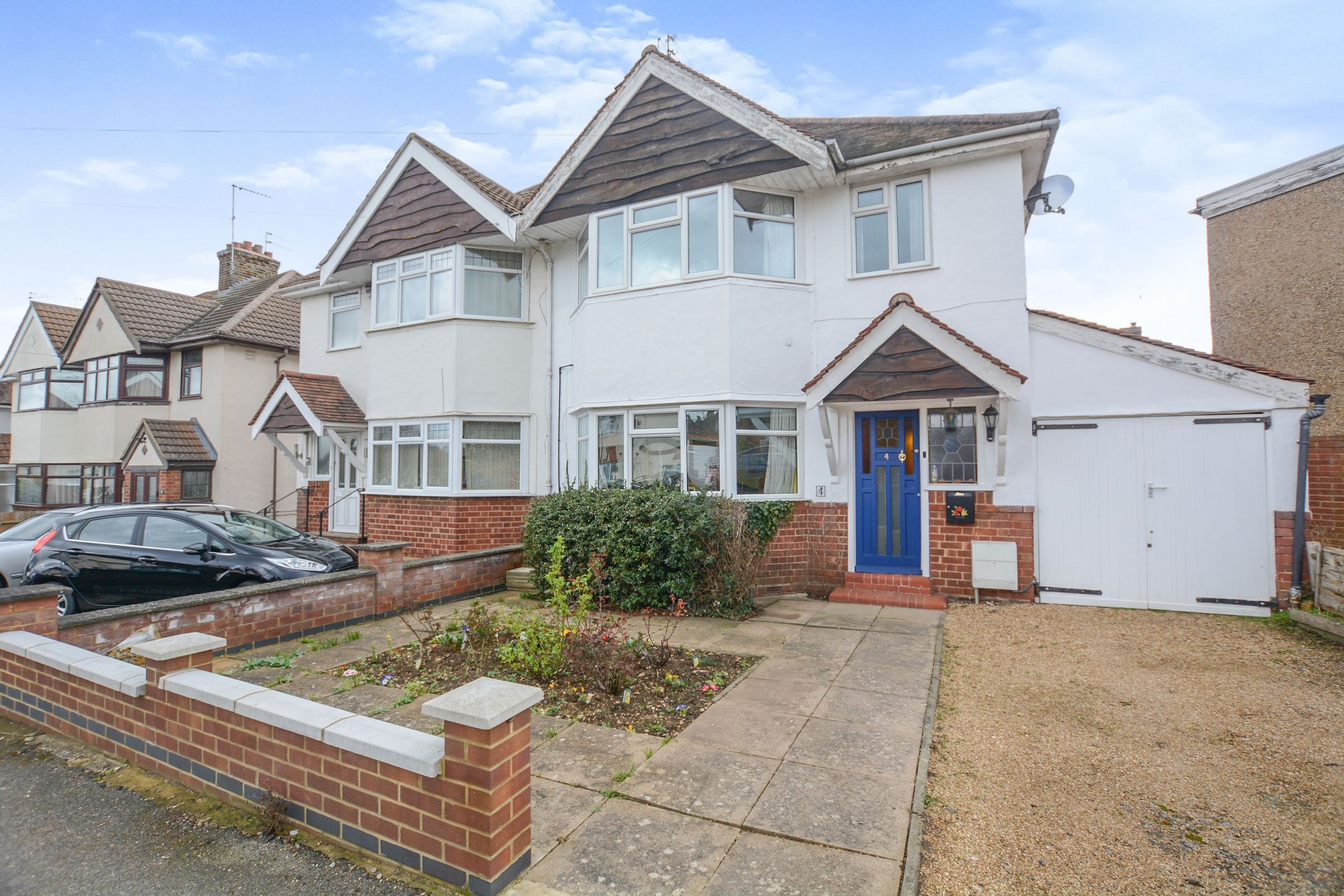 3 bed semidetached house for sale in Windsor Crescent, Northampton NN5