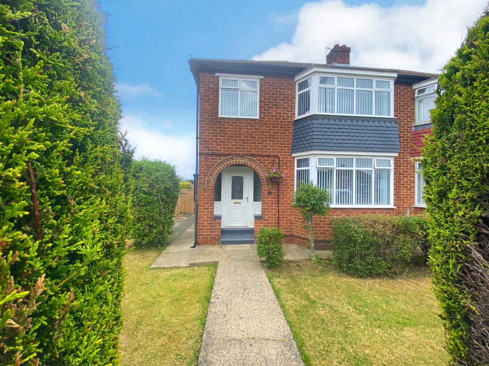 3 bed semidetached house for sale in The Oval, Middlesbrough