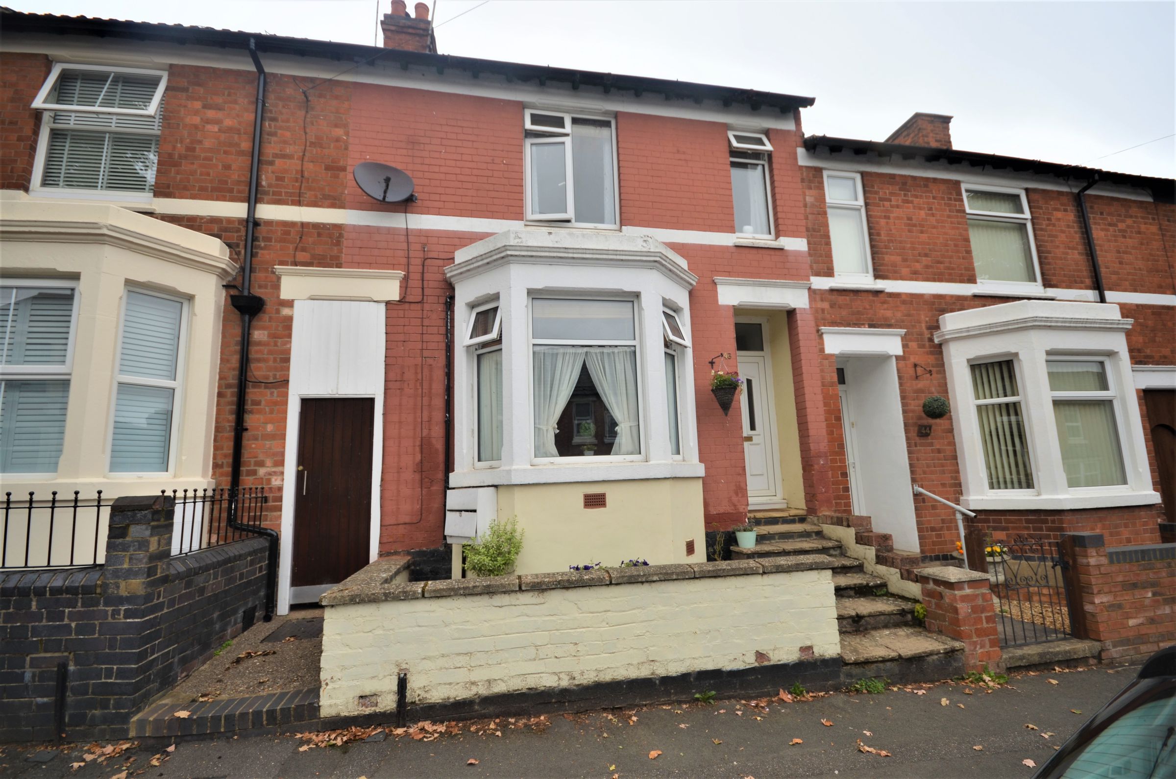 3 bed terraced house for sale in Roundhill Road, Kettering NN15 Zoopla