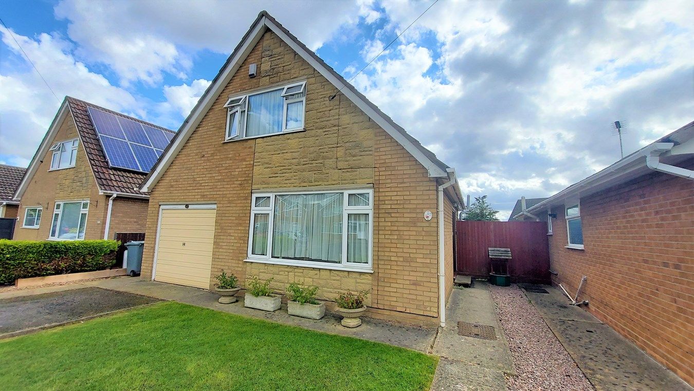 3 bed property for sale in Beech Avenue, Bourne, Lincolnshire PE10 Zoopla