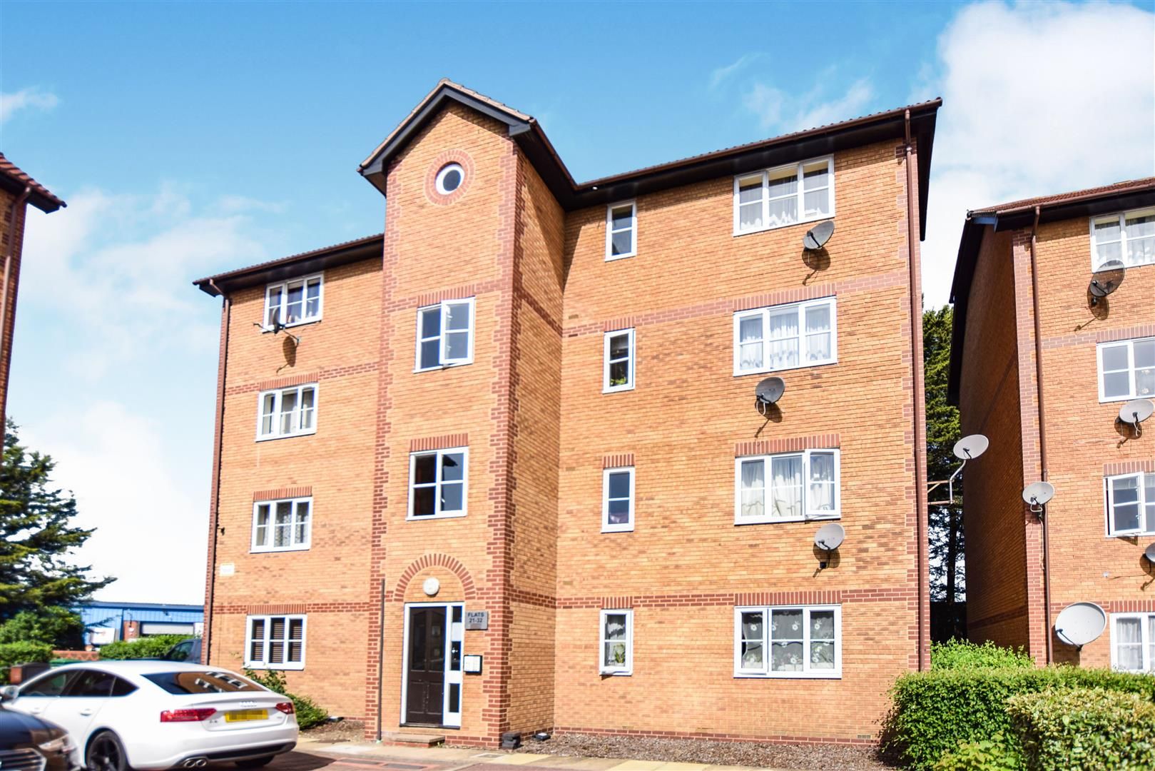 1 bed flat to rent in Cameron Square, Mitcham CR4 Zoopla
