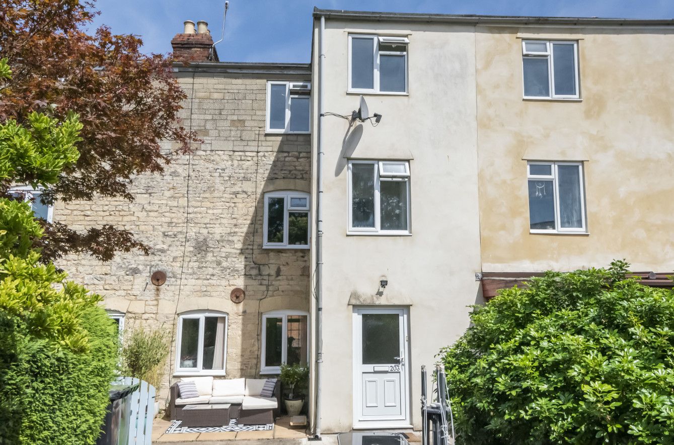 3 bed terraced house for sale in Ebley, Stroud, Gloucestershire GL5 Zoopla