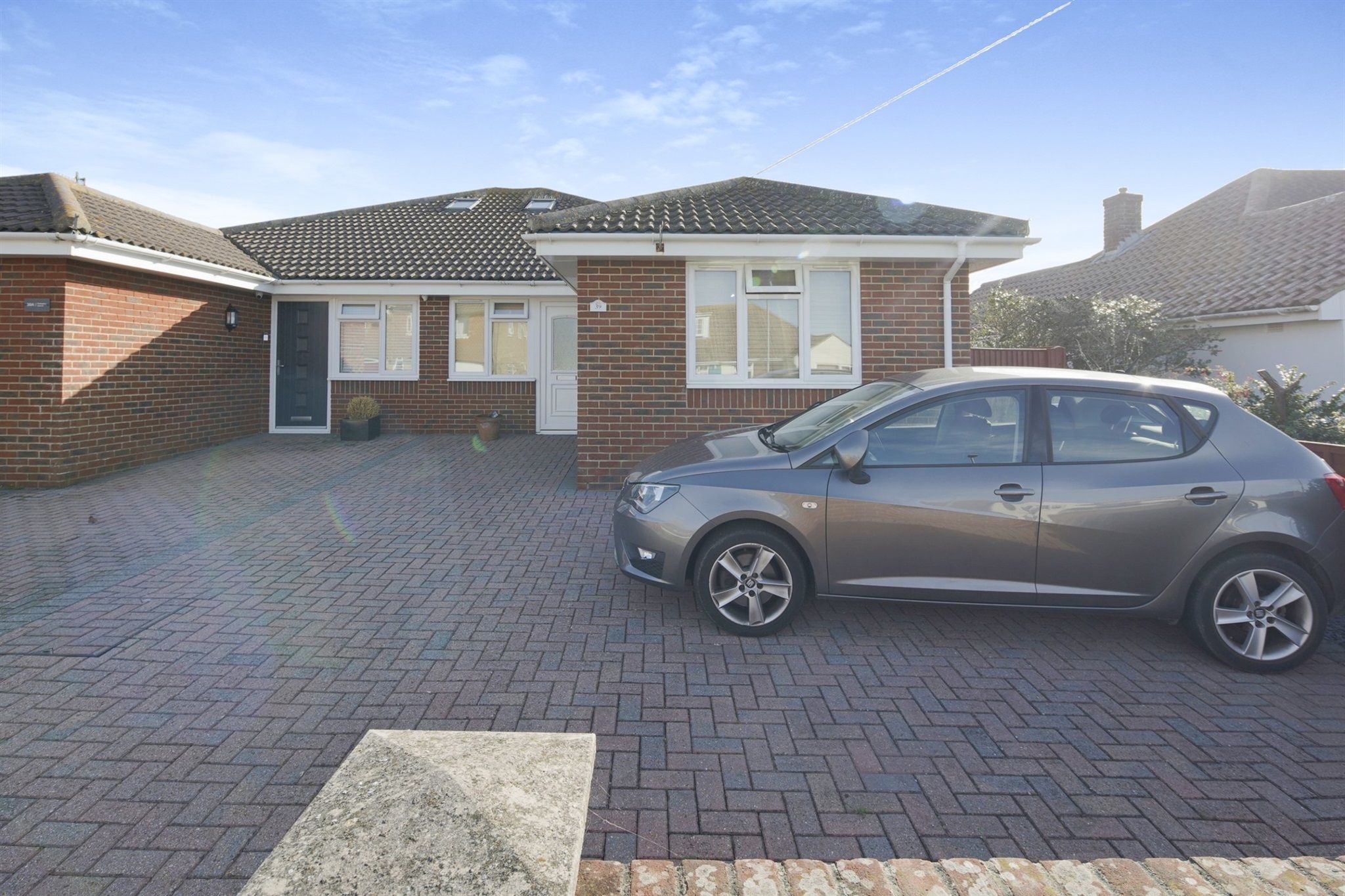 4 bed semidetached bungalow for sale in Piddinghoe Avenue, Peacehaven
