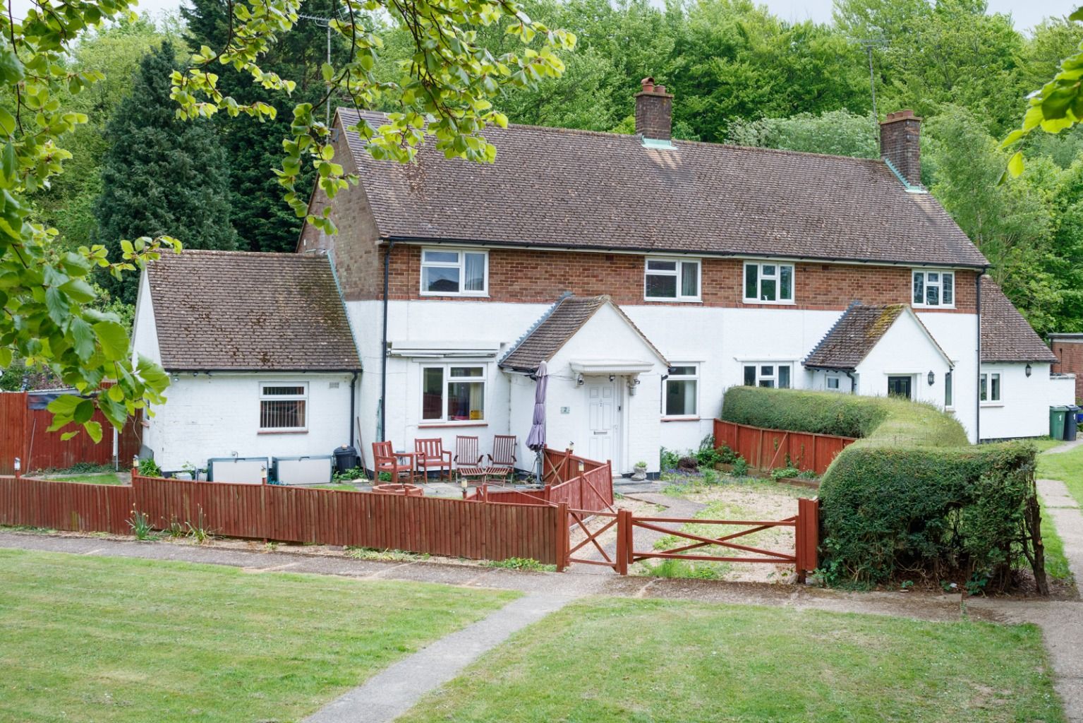 3 bed semidetached house for sale in Forest Cottages, Buck Street