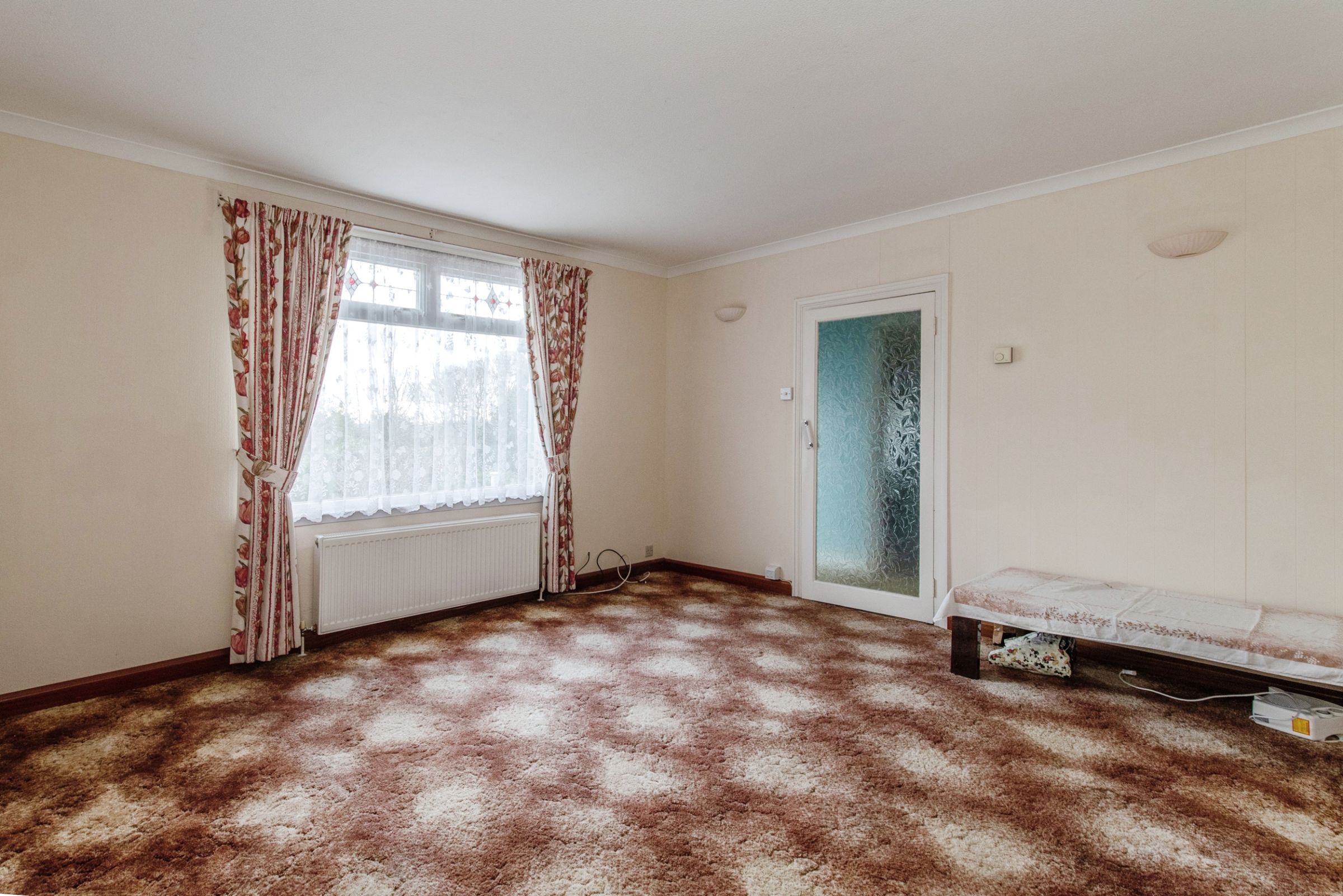 2 bed detached bungalow for sale in Rochester Road, Cuxton, Rochester ME2 Zoopla