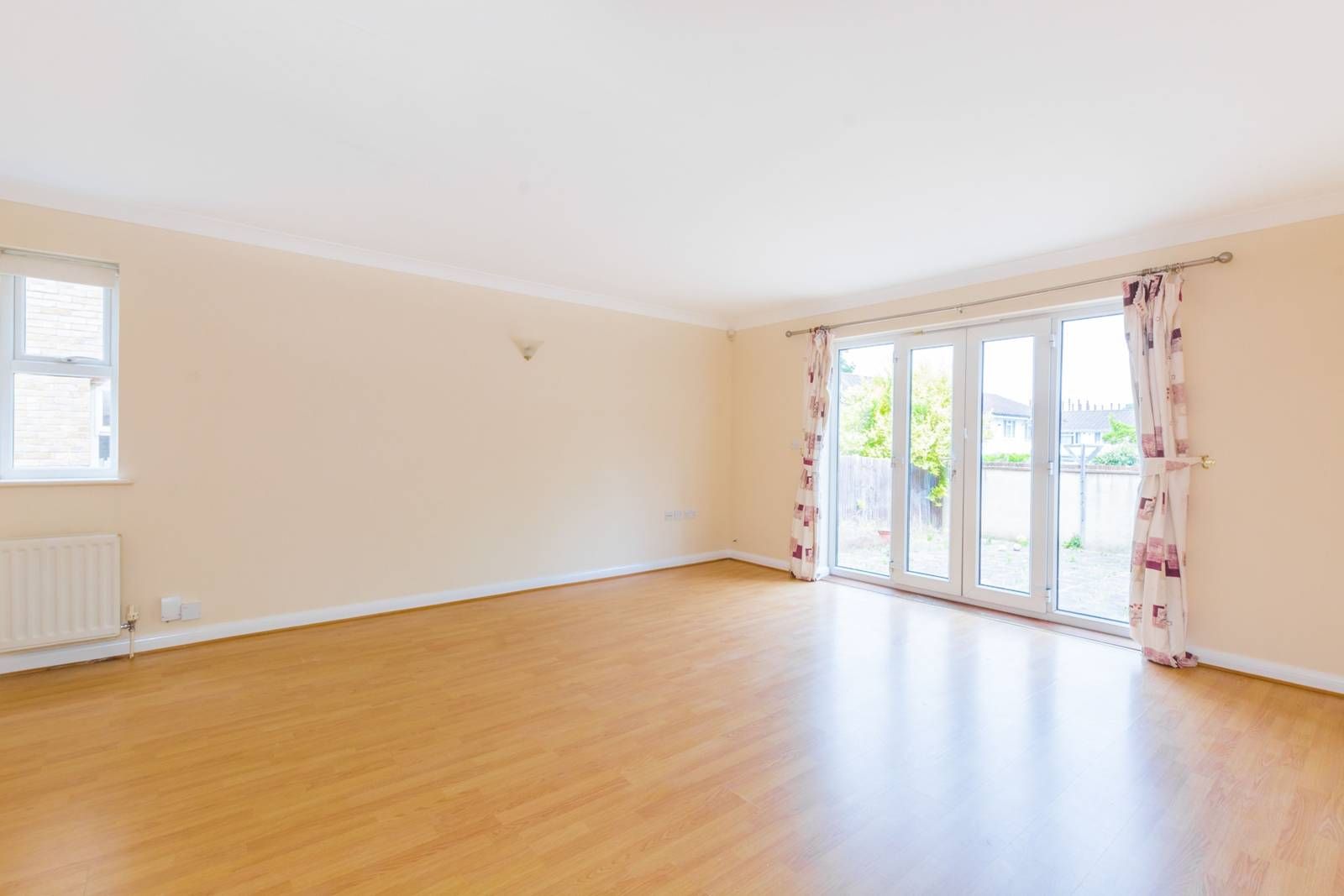 3 bed property to rent in Sydenham Park Road, Sydenham, London SE26