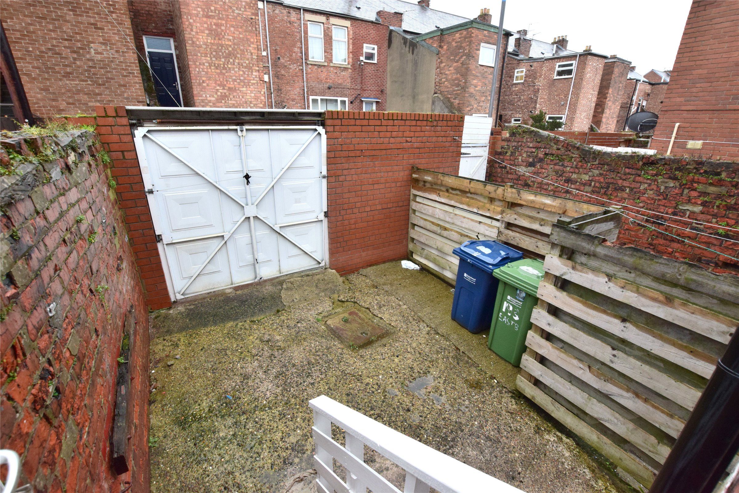 2 bed flat to rent in Eastbourne Avenue, Gateshead NE8 Zoopla