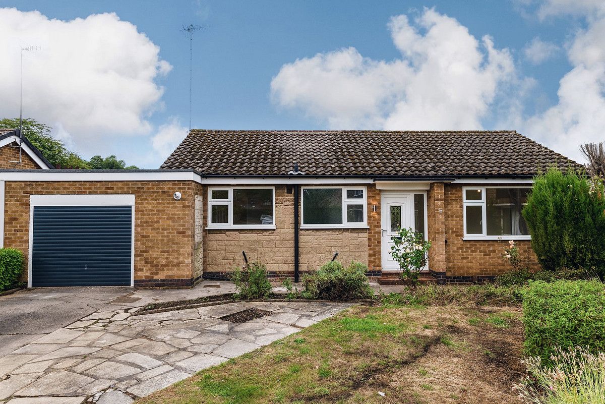 2 bed bungalow for sale in Eleanor Crescent, Nottingham NG9 Zoopla