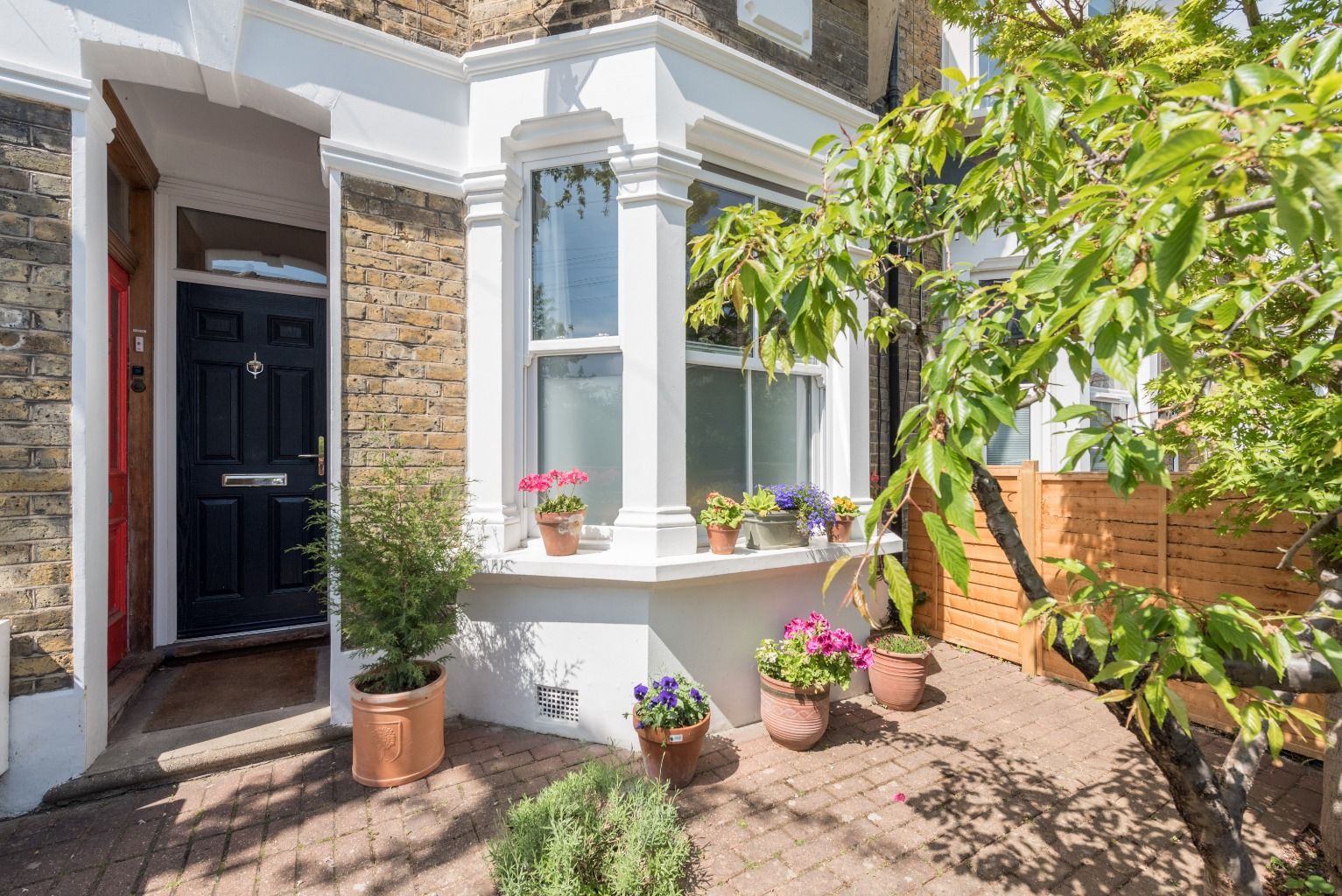 2 bed for sale in Twickenham Road, Leytonstone, London E11