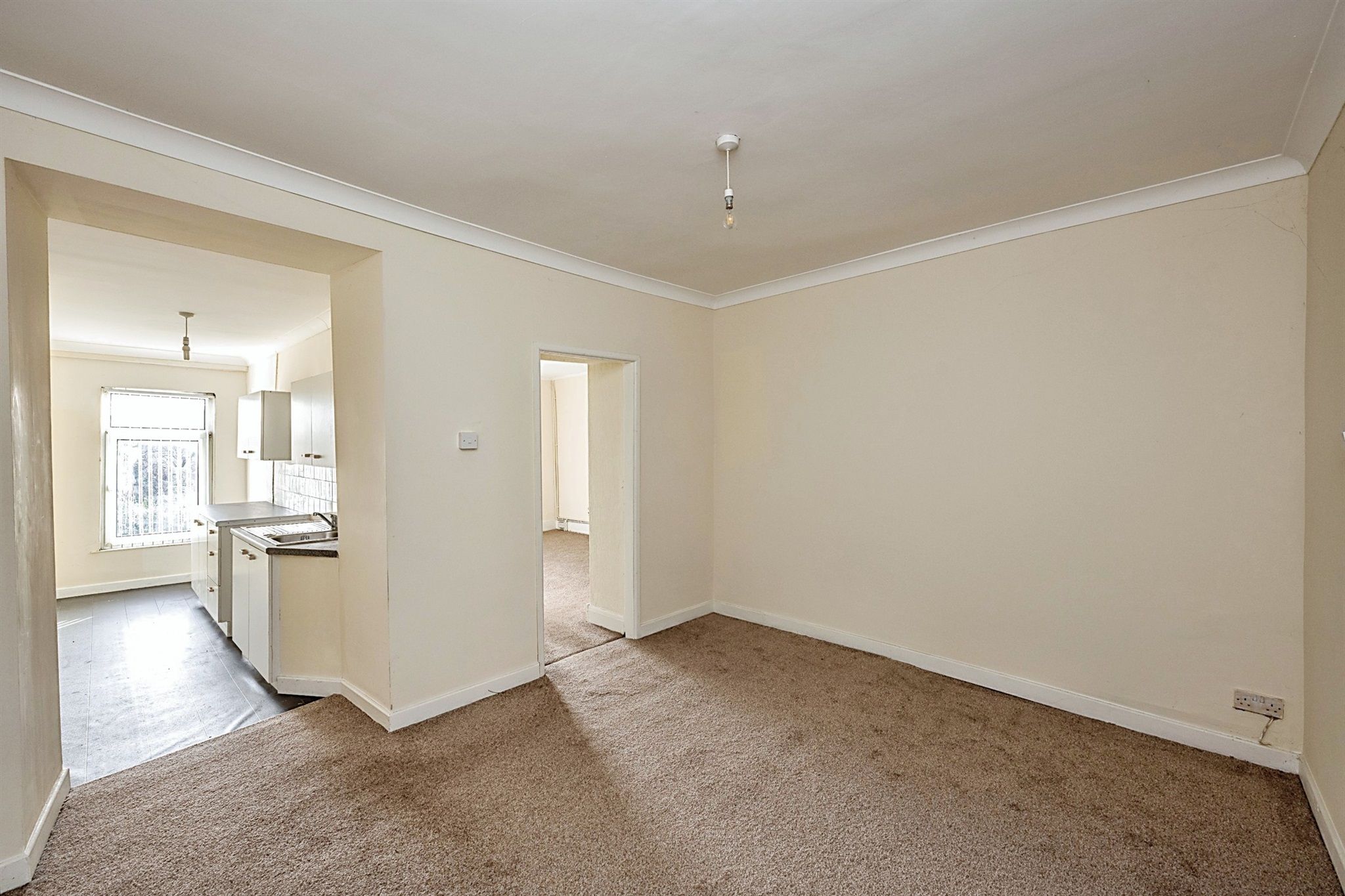 4 bed terraced house for sale in Neath Road, Plasmarl, Swansea SA6 Zoopla