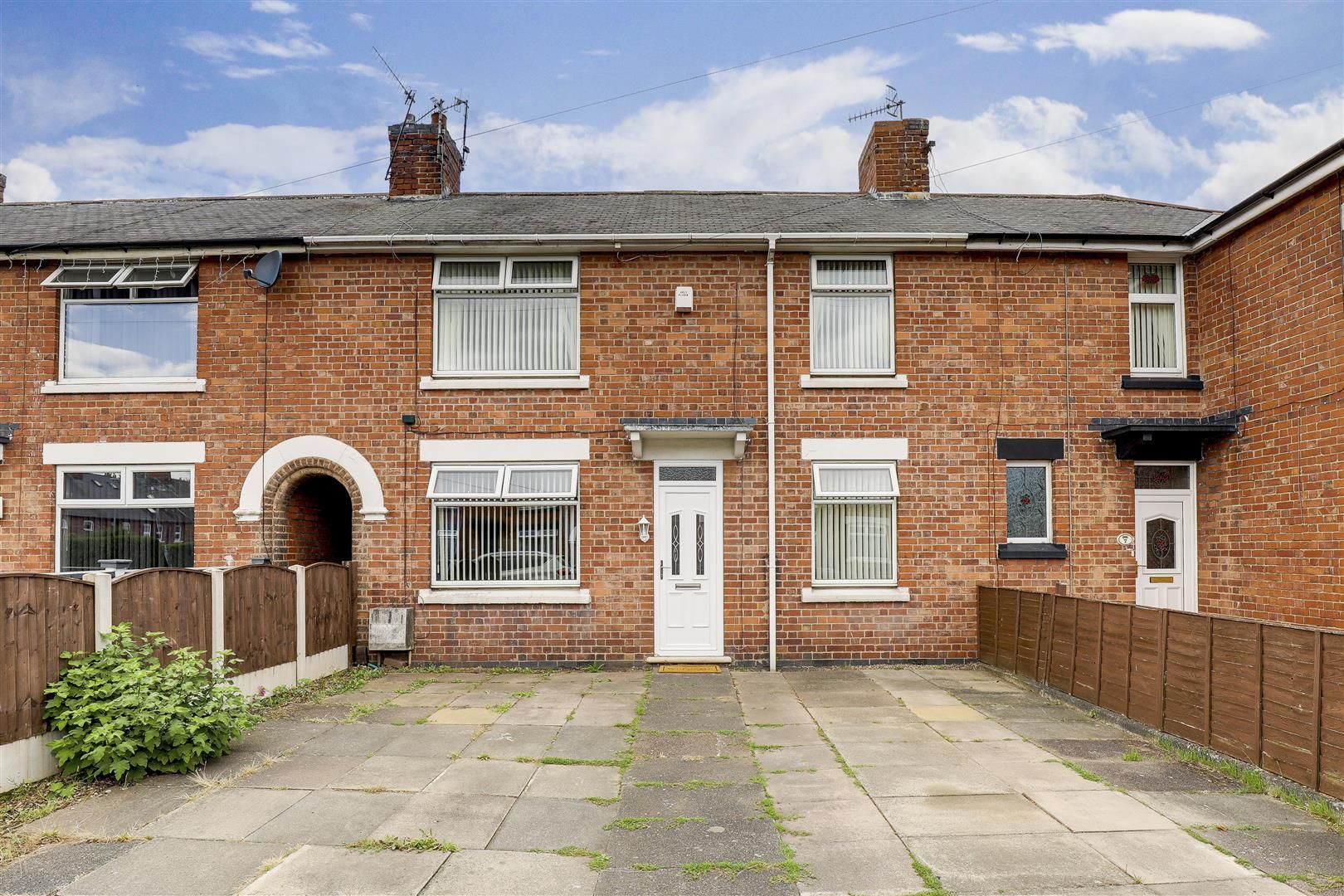 4 bed terraced house for sale in Lancaster Road, Bestwood Village