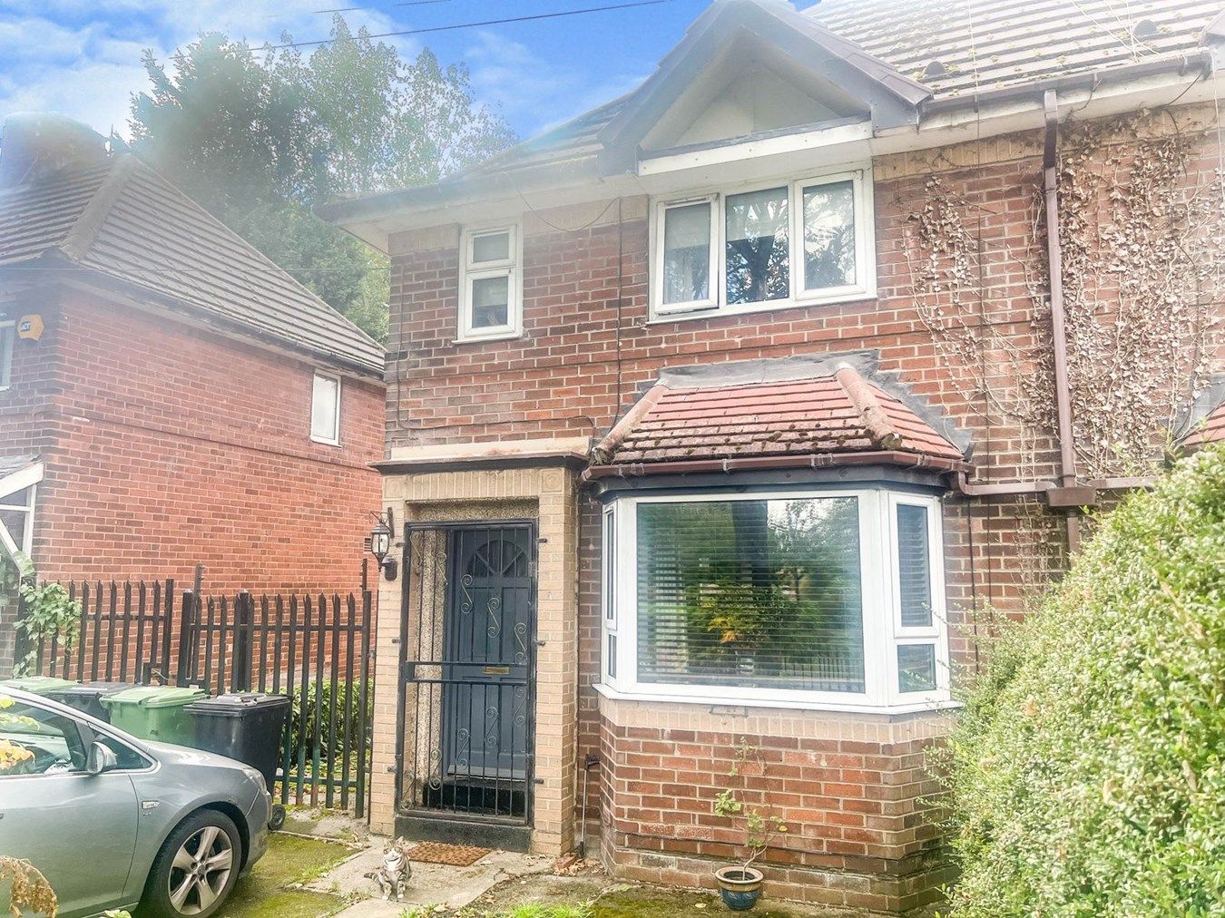 2 bed semidetached house for sale in Wykebeck Valley Road, Leeds LS9