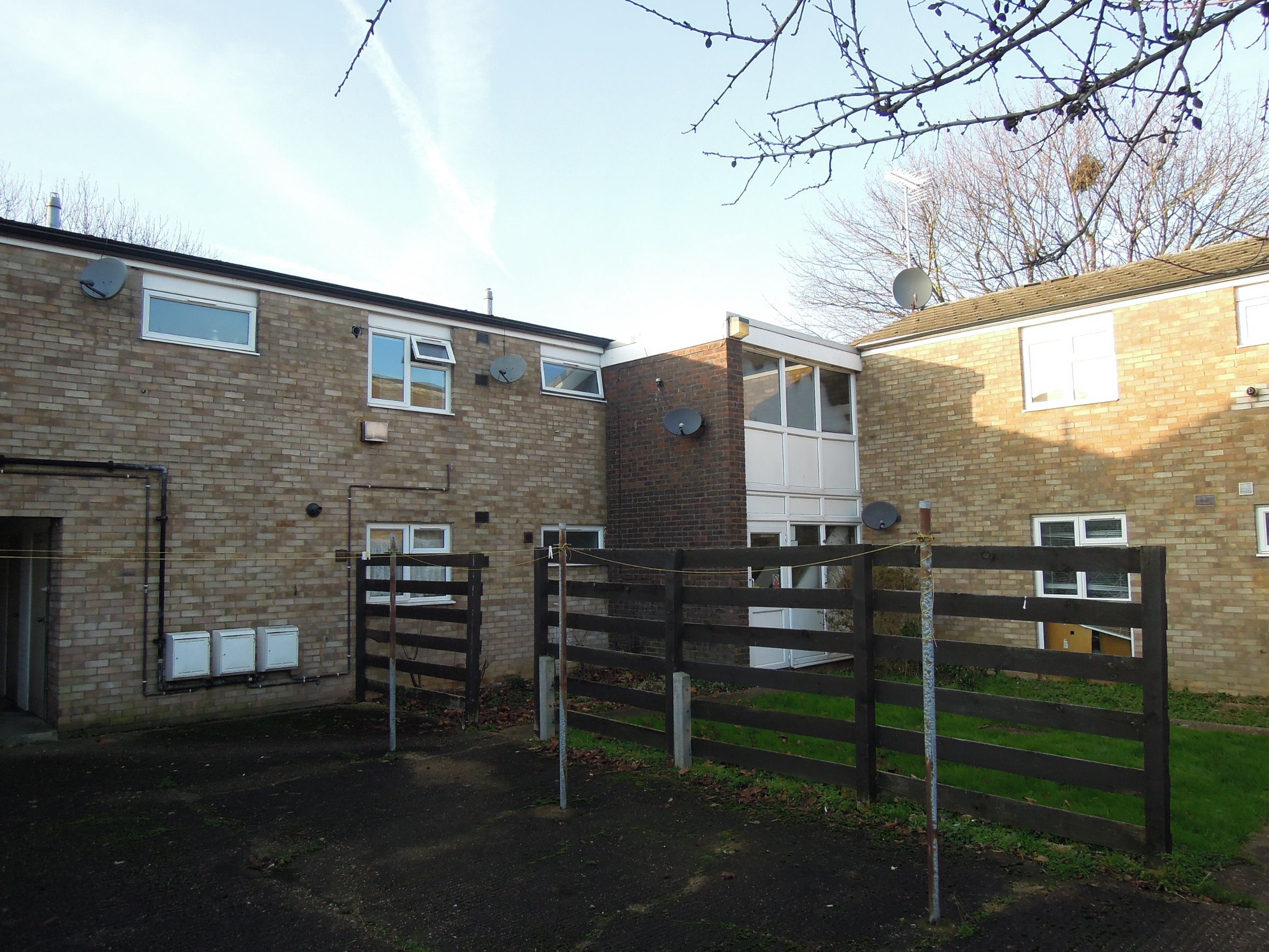 1 bed flat to rent in Ascot Crescent, Stevenage, Hertfordshire, 5Sb