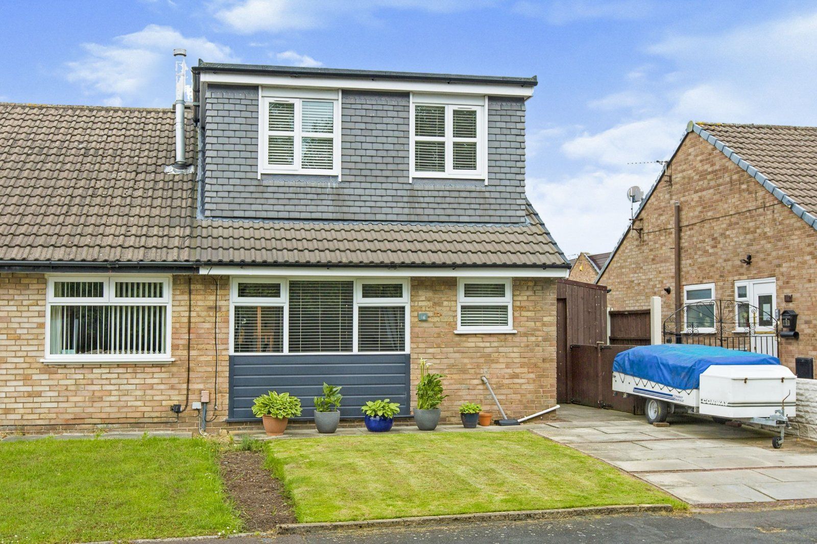 4 bed semidetached house for sale in Fotherby Place, Wigan, Greater