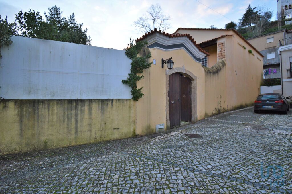 Retail premises for sale in Miranda Do Corvo, Miranda Do Corvo