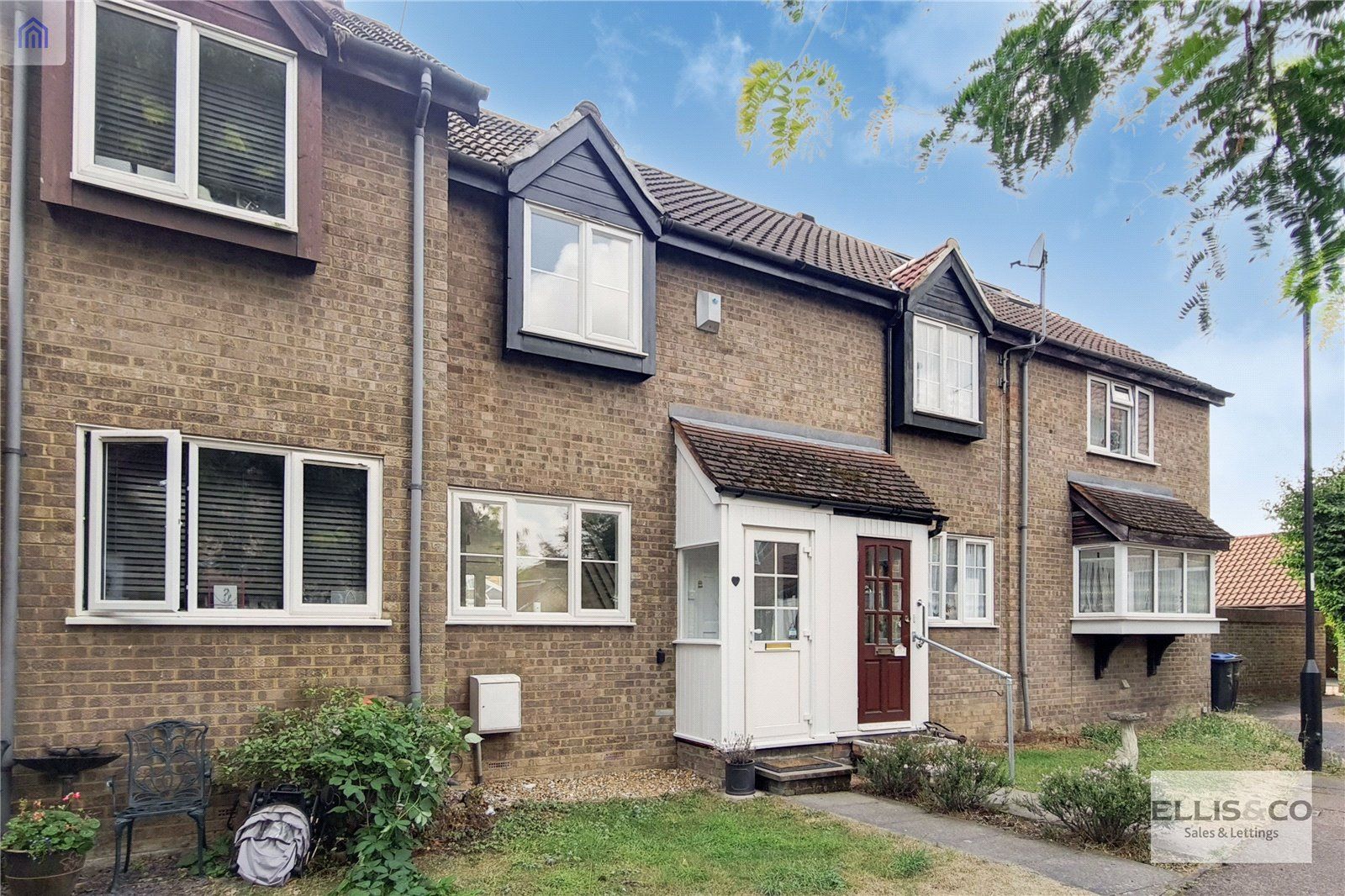 2 bed terraced house for sale in Mahon Close, Enfield EN1 Zoopla