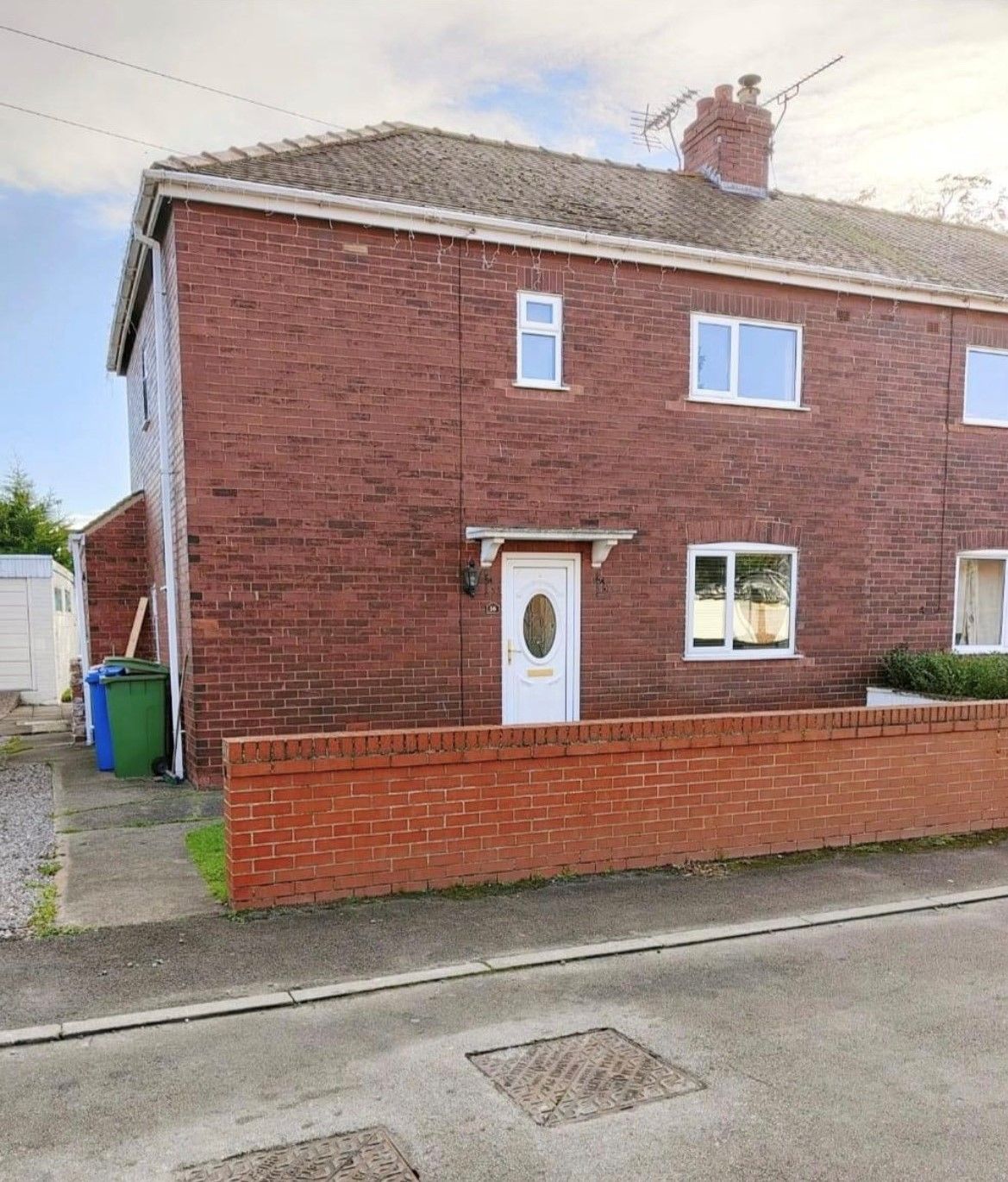 3 bed semidetached house for sale in Marina Avenue, Snaith, Goole DN14