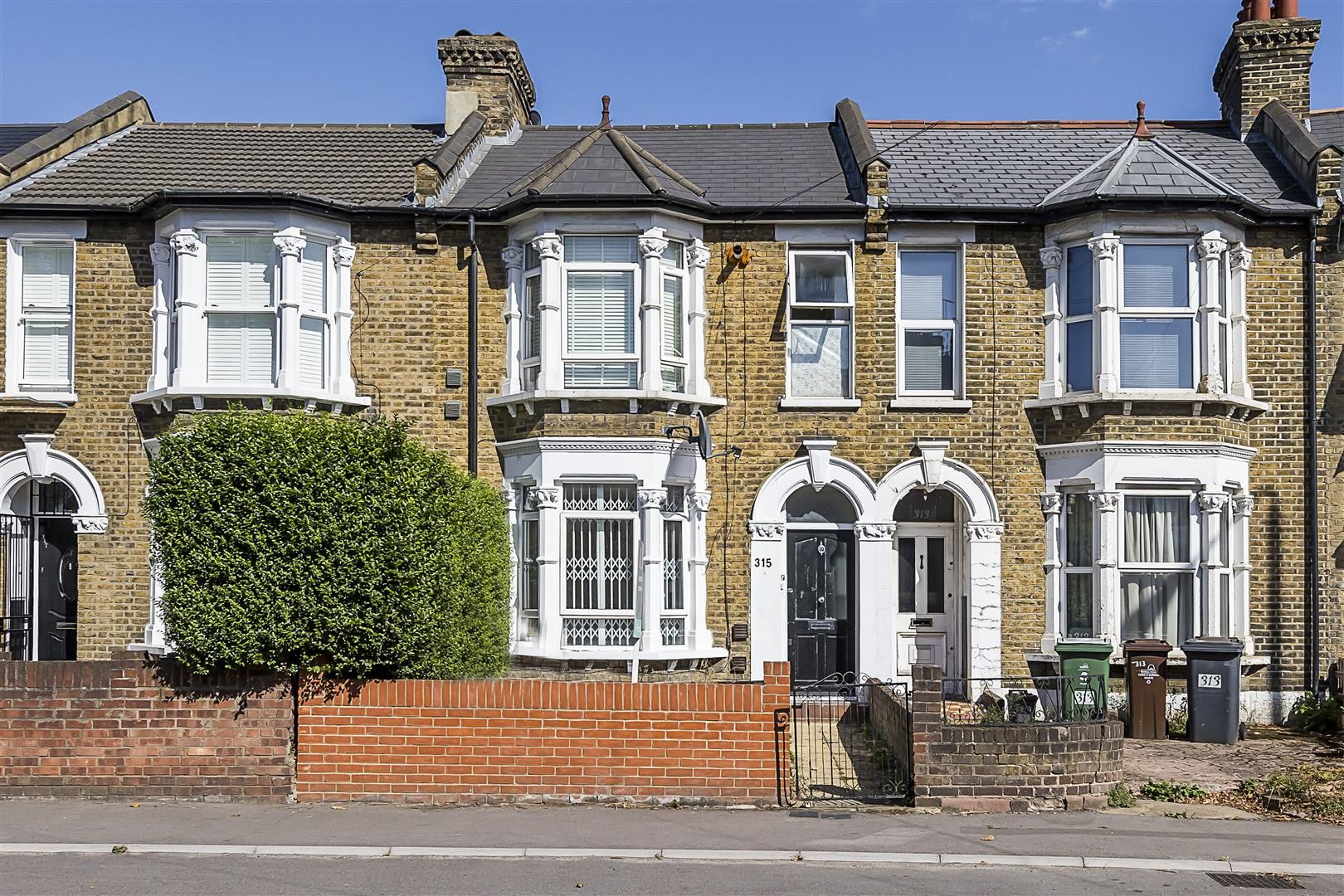 2 bed flat for sale in Grove Green Road, London E11 Zoopla