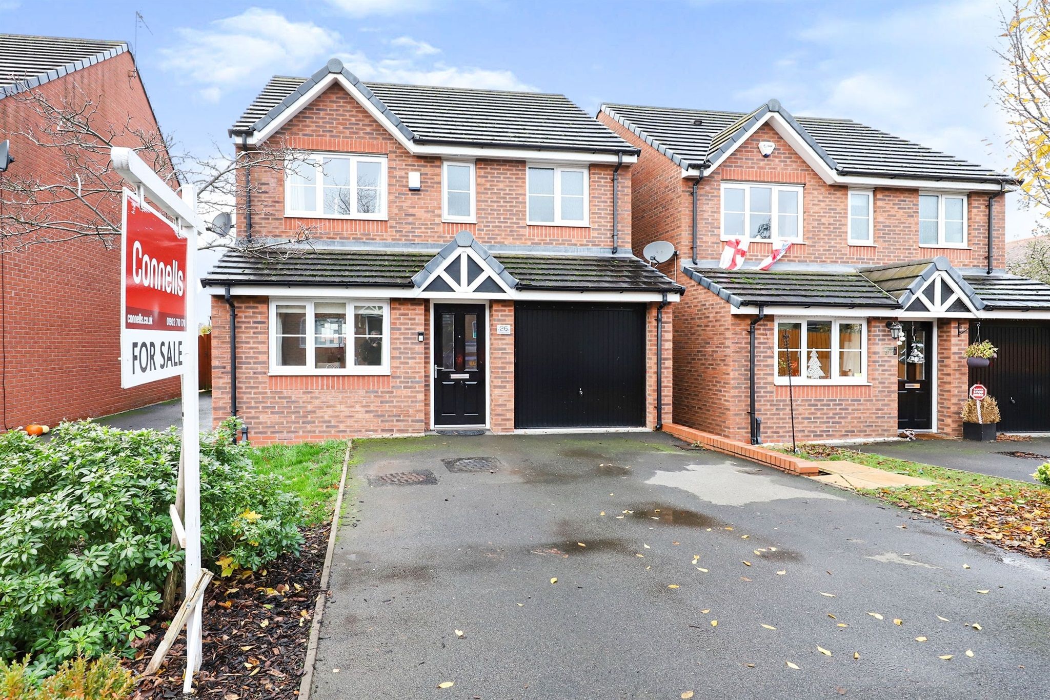 3 bed detached house for sale in Rakegate Close, Oxley, Wolverhampton