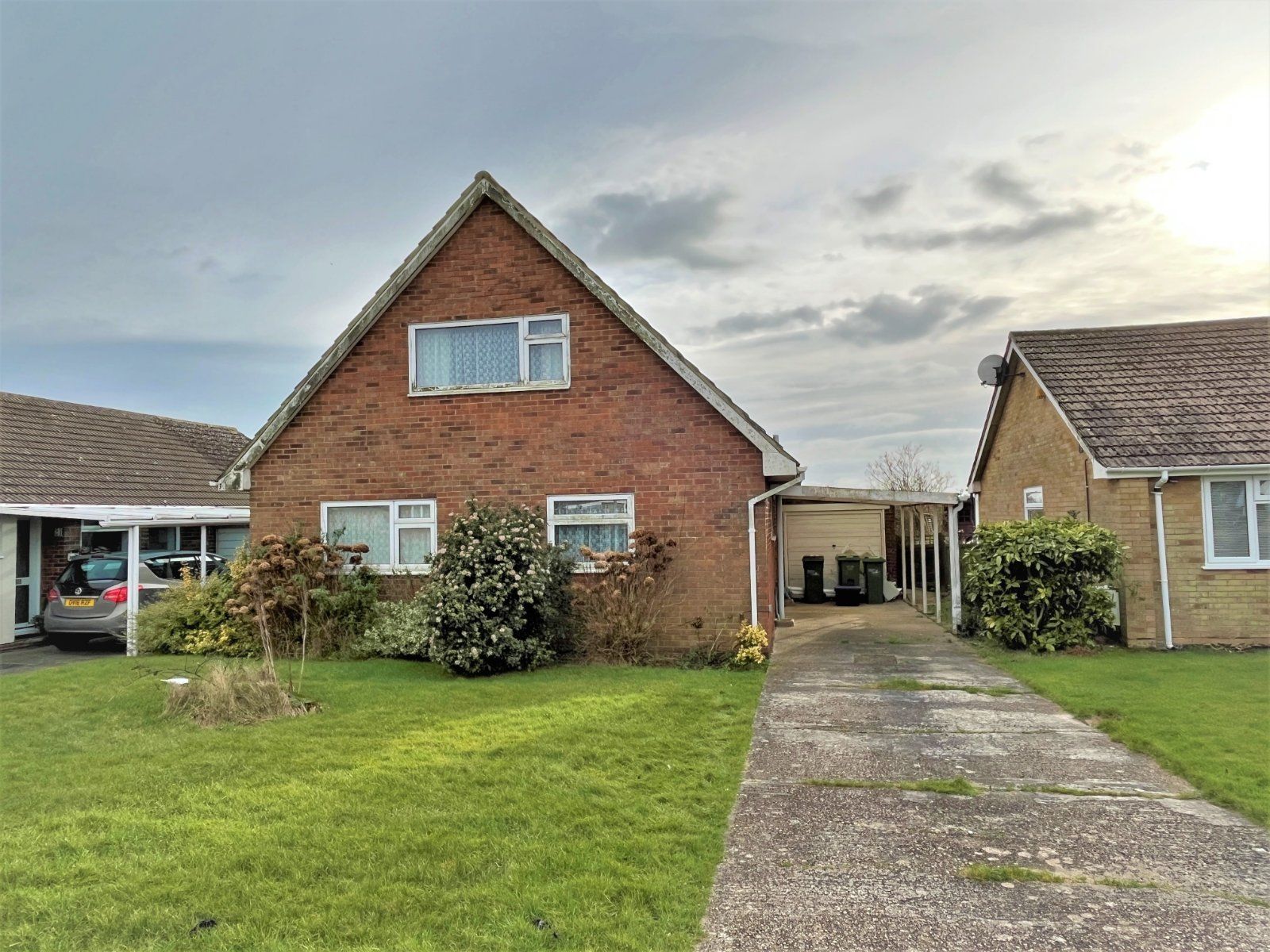 4 bed detached house for sale in Minter Avenue, Densole, Folkestone