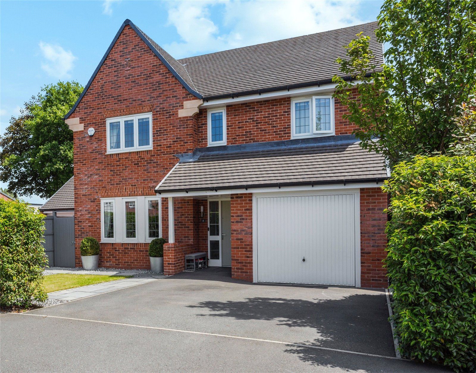 5 bed detached house for sale in Blackberry Gardens, Goostrey, Crewe
