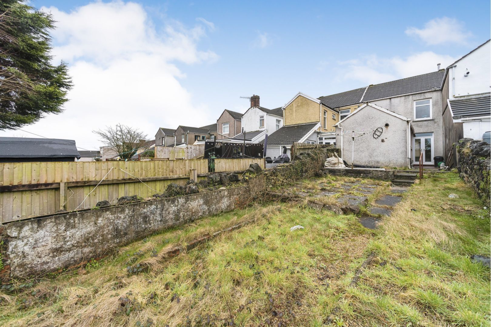 2 bed terraced house for sale in Manor Road, Manselton SA5 Zoopla