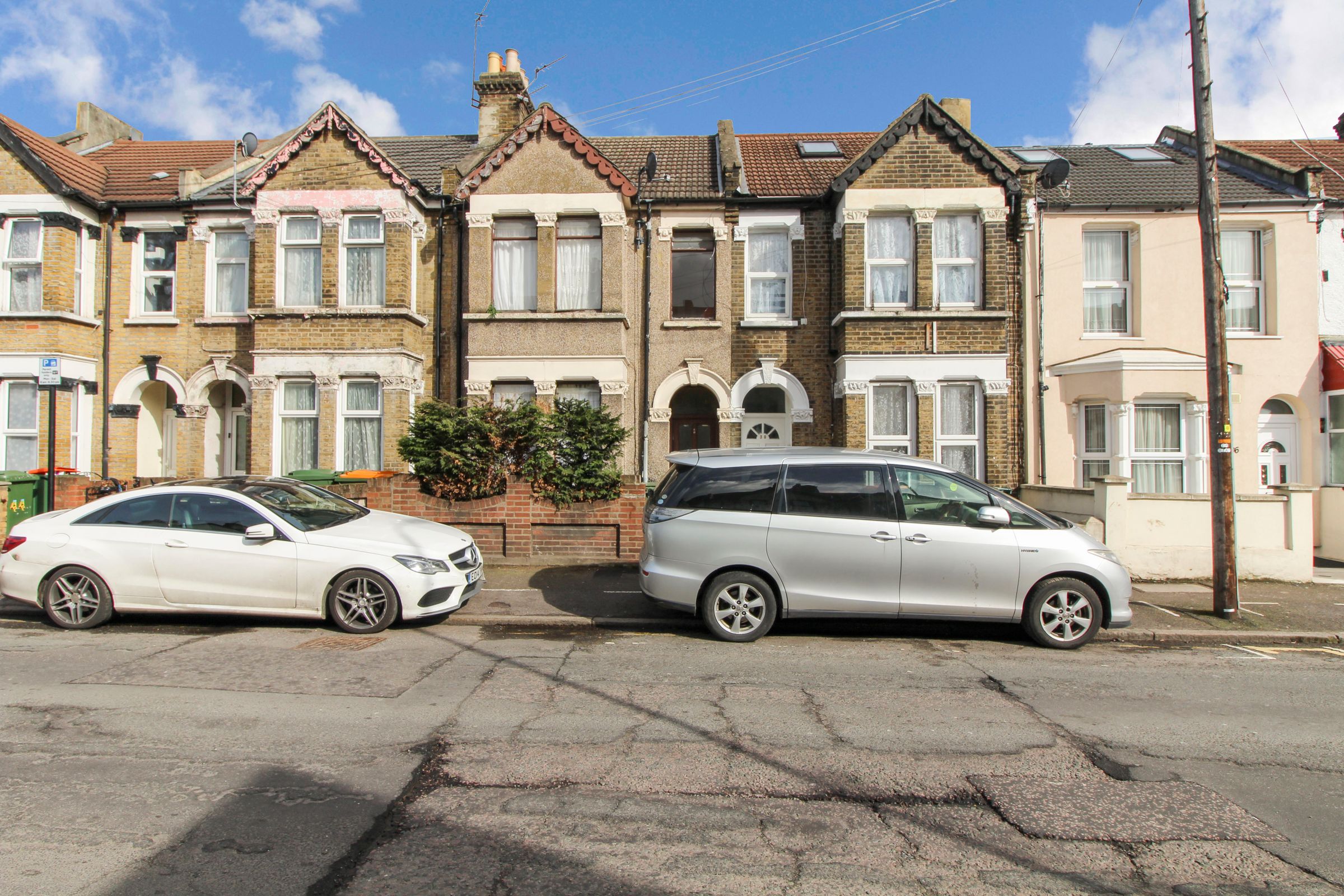 Room to rent in Room 1, Katherine Road, East Ham E6 Zoopla