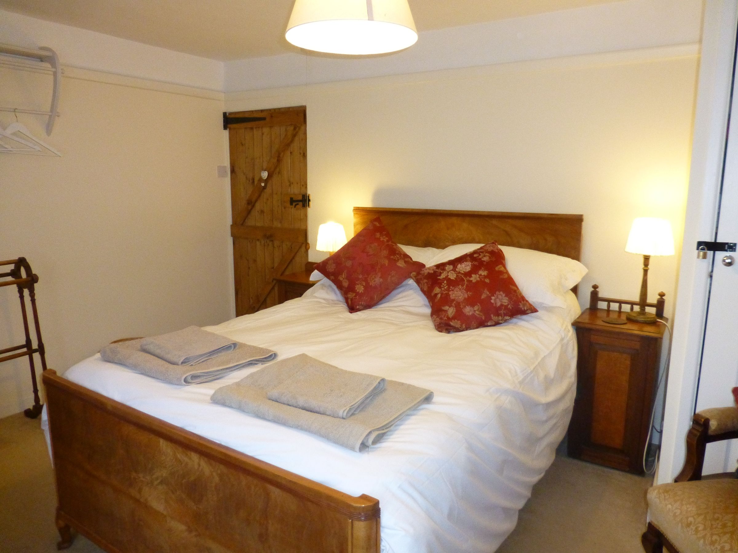 2 bed property to rent in Dorchester Road, Maiden Newton, Dorchester