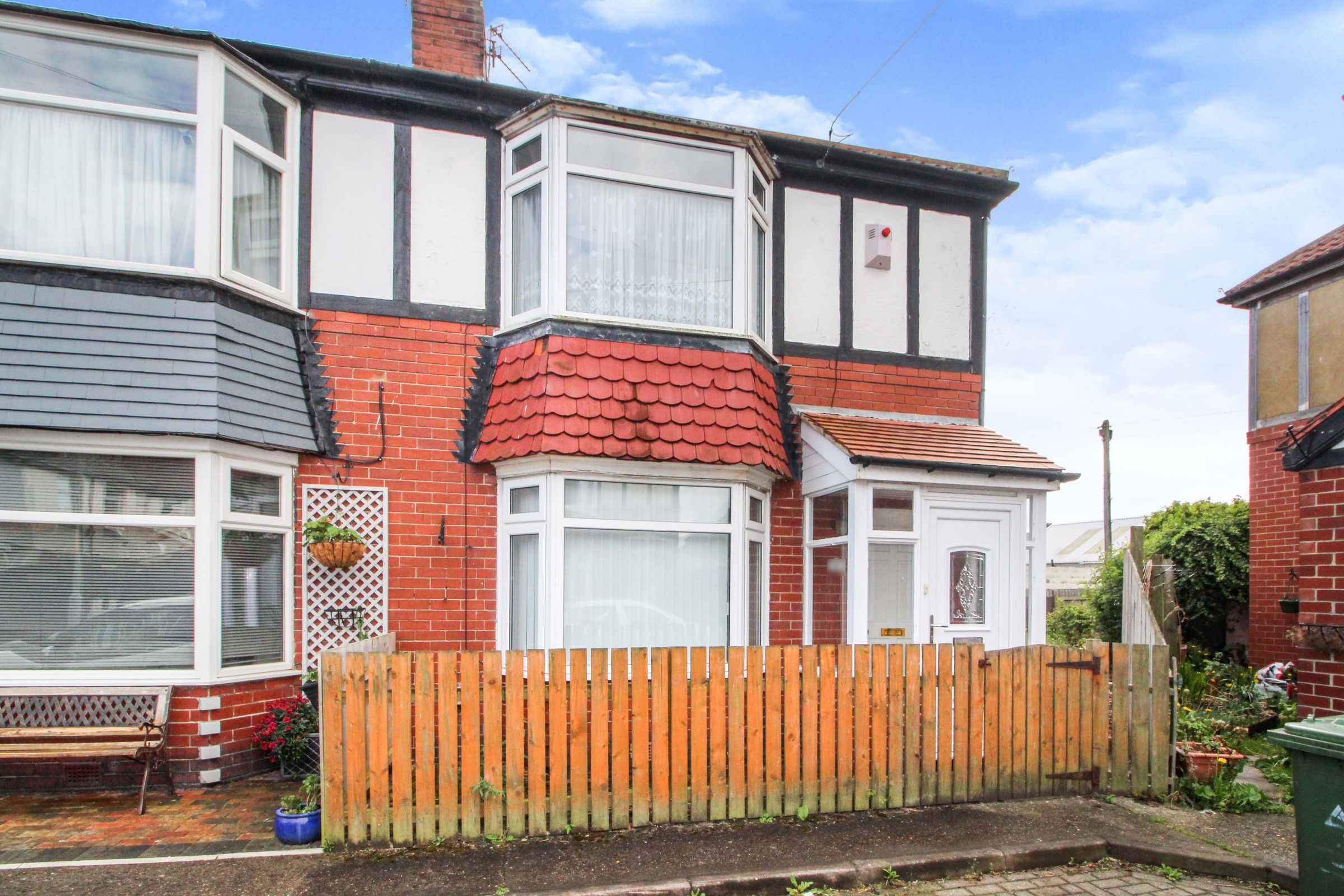 2 bed end terrace house for sale in Thompson Street, Blyth NE24 Zoopla