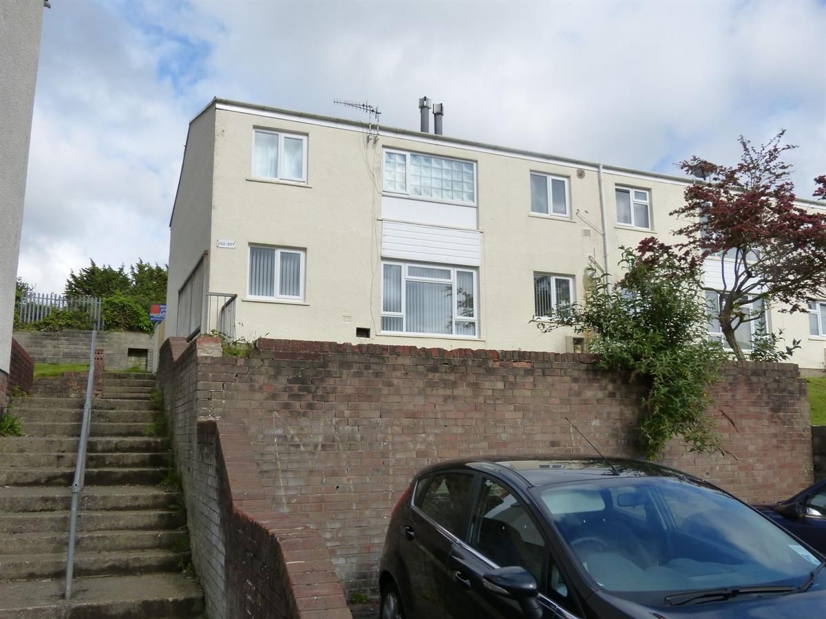 2 bed flat to rent in MaesYFelin, Bridgend CF31 Zoopla