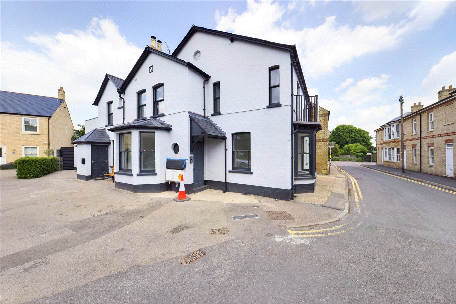 Victoria Square, Ouse Walk, Huntingdon PE29  